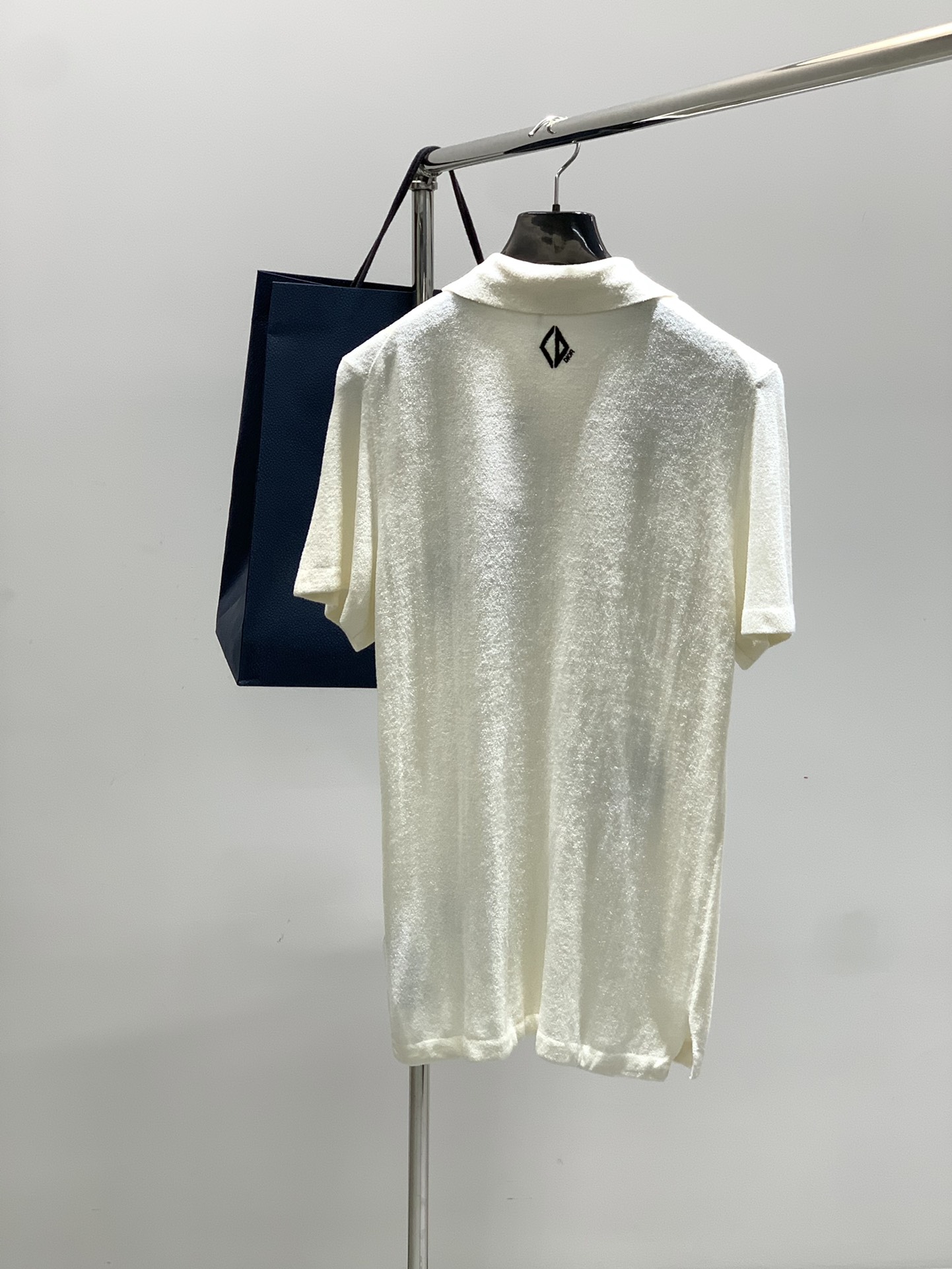 ，Dior 迪奥， 2025夏季新品，专柜同步有售，简约时尚休闲针织翻领开衫短袖，原版进口面料，舒适透气
