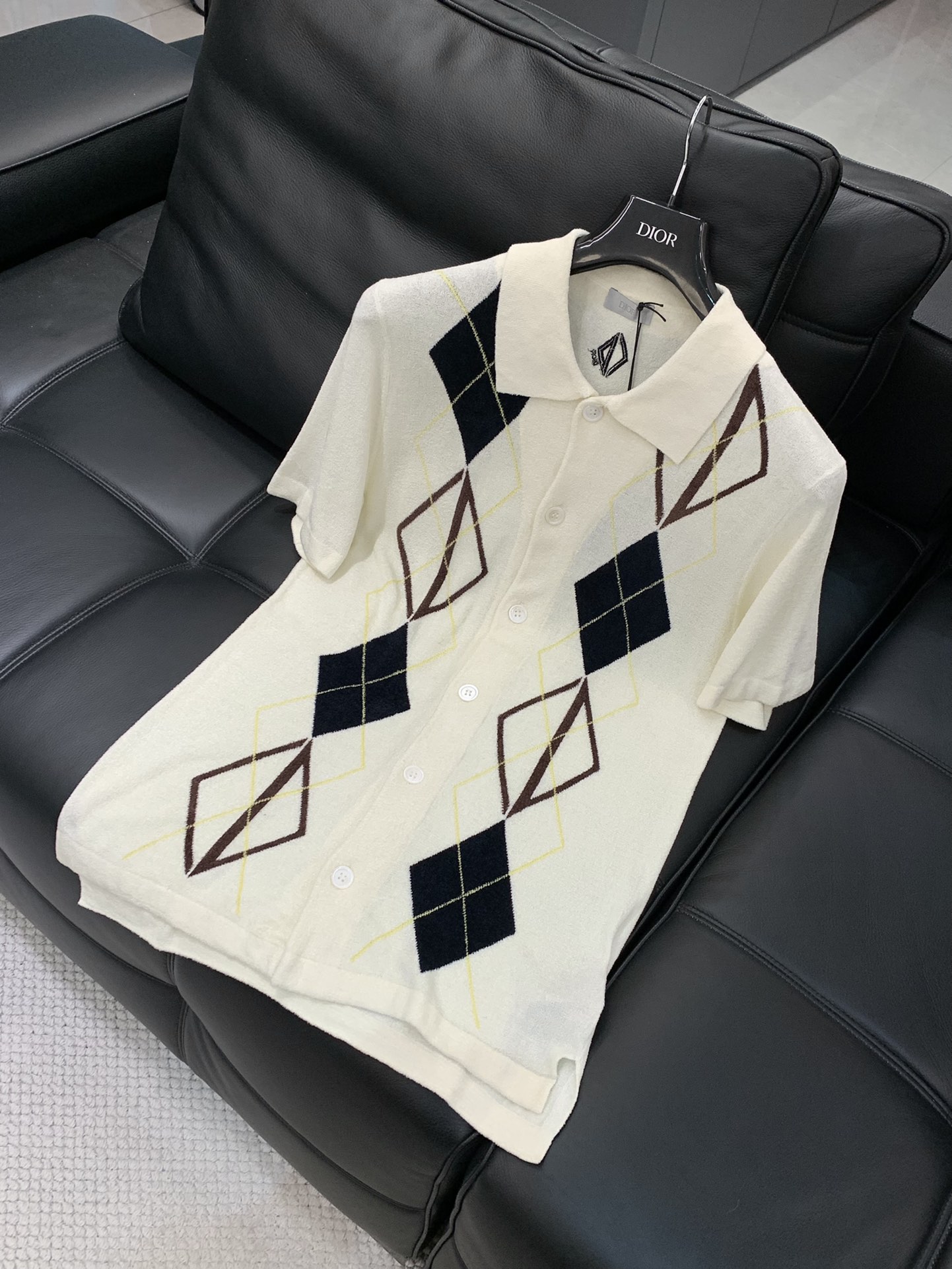 ，Dior 迪奥， 2025夏季新品，专柜同步有售，简约时尚休闲针织翻领开衫短袖，原版进口面料，舒适透气
