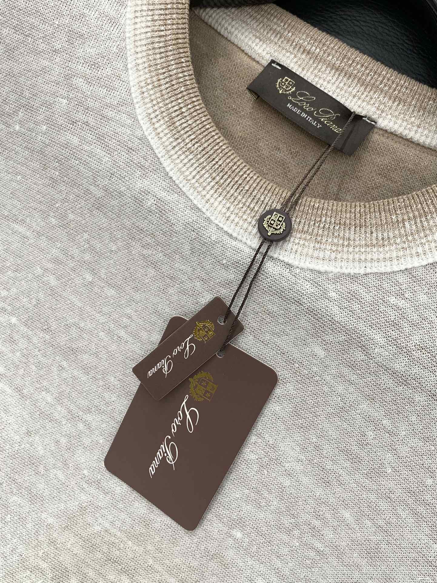 ，lp。(Loro Piana )，2025夏季最新品，专柜同步有售，原单狠货，时尚休闲圆领短袖T恤，采