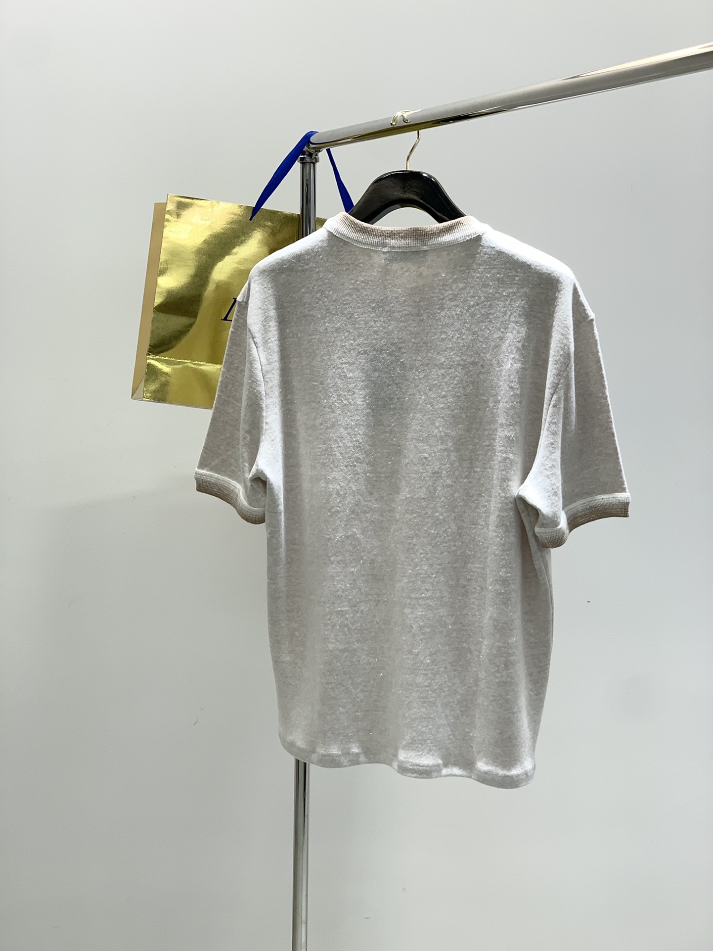 ，lp。(Loro Piana )，2025夏季最新品，专柜同步有售，原单狠货，时尚休闲圆领短袖T恤，采