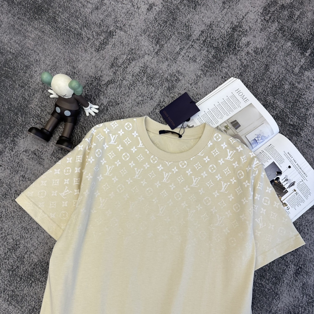 Louis Vuitton Women's Beige Top - Stylish & Comfortable - S, M, L Sizes 3 i1748316814 974 1