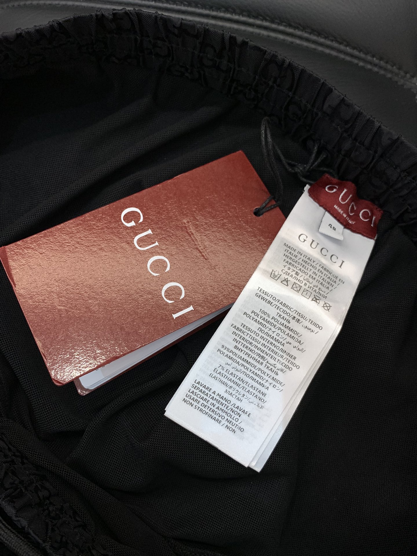 ，GUCCI 古驰，2025夏季最新品，专柜同步有售，原单狠货，时尚休闲短裤，进口原版面料，舒适透气，独