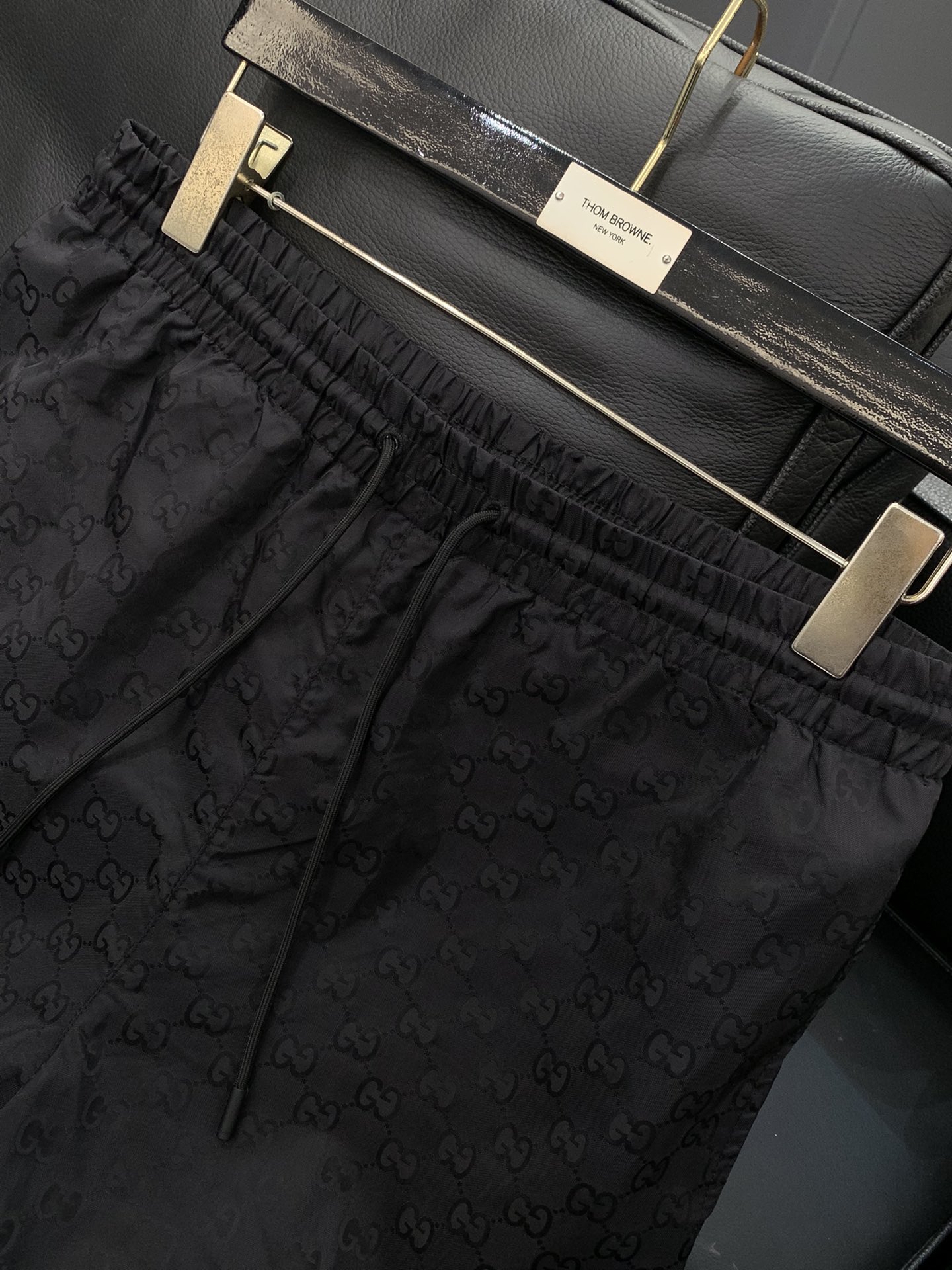 ，GUCCI 古驰，2025夏季最新品，专柜同步有售，原单狠货，时尚休闲短裤，进口原版面料，舒适透气，独