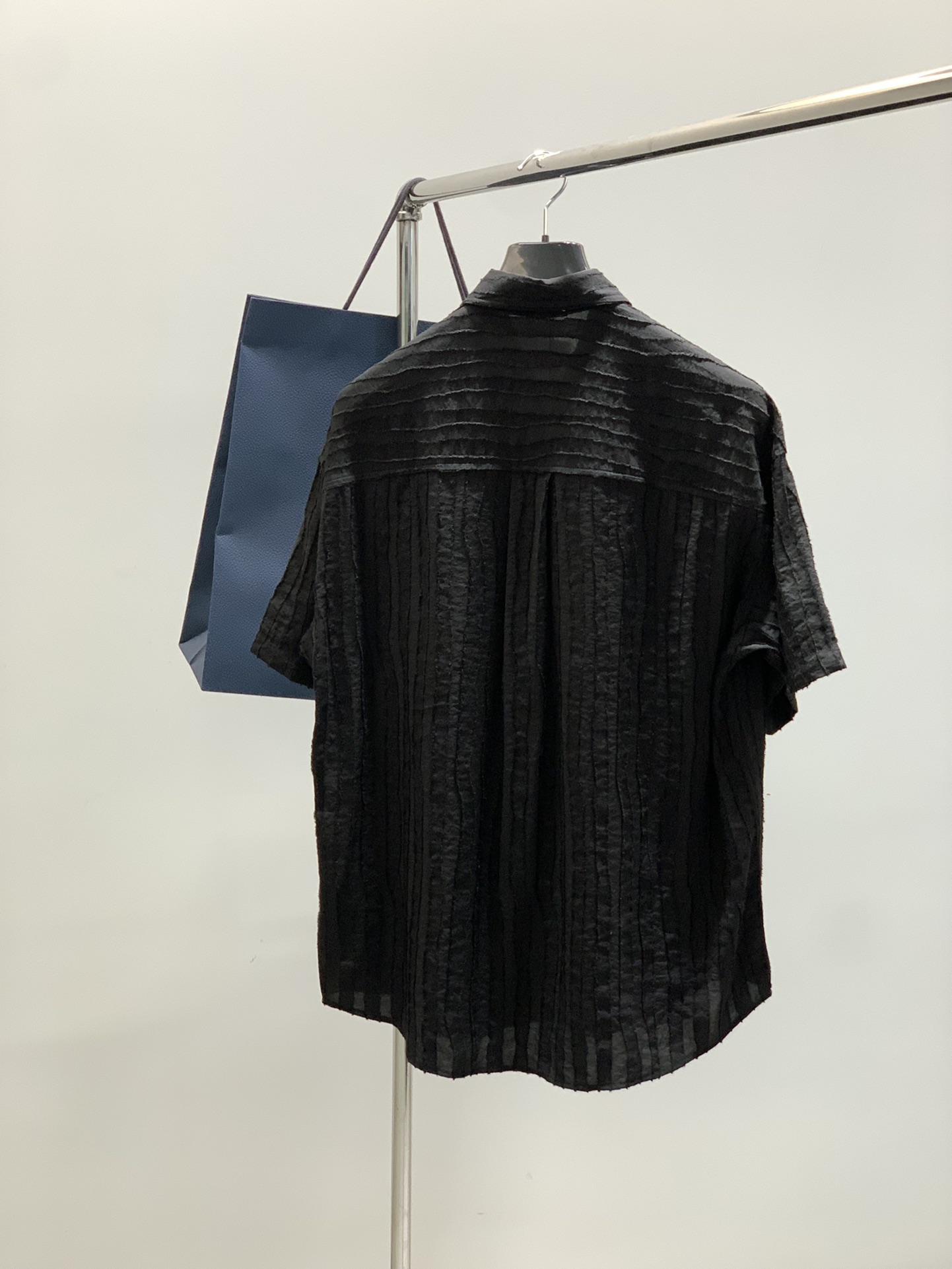 ，Dior 迪奥， 2025夏季新品，专柜同步有售，简约时尚休闲短袖衬衫，原版进口面料，舒适透气，顶级印
