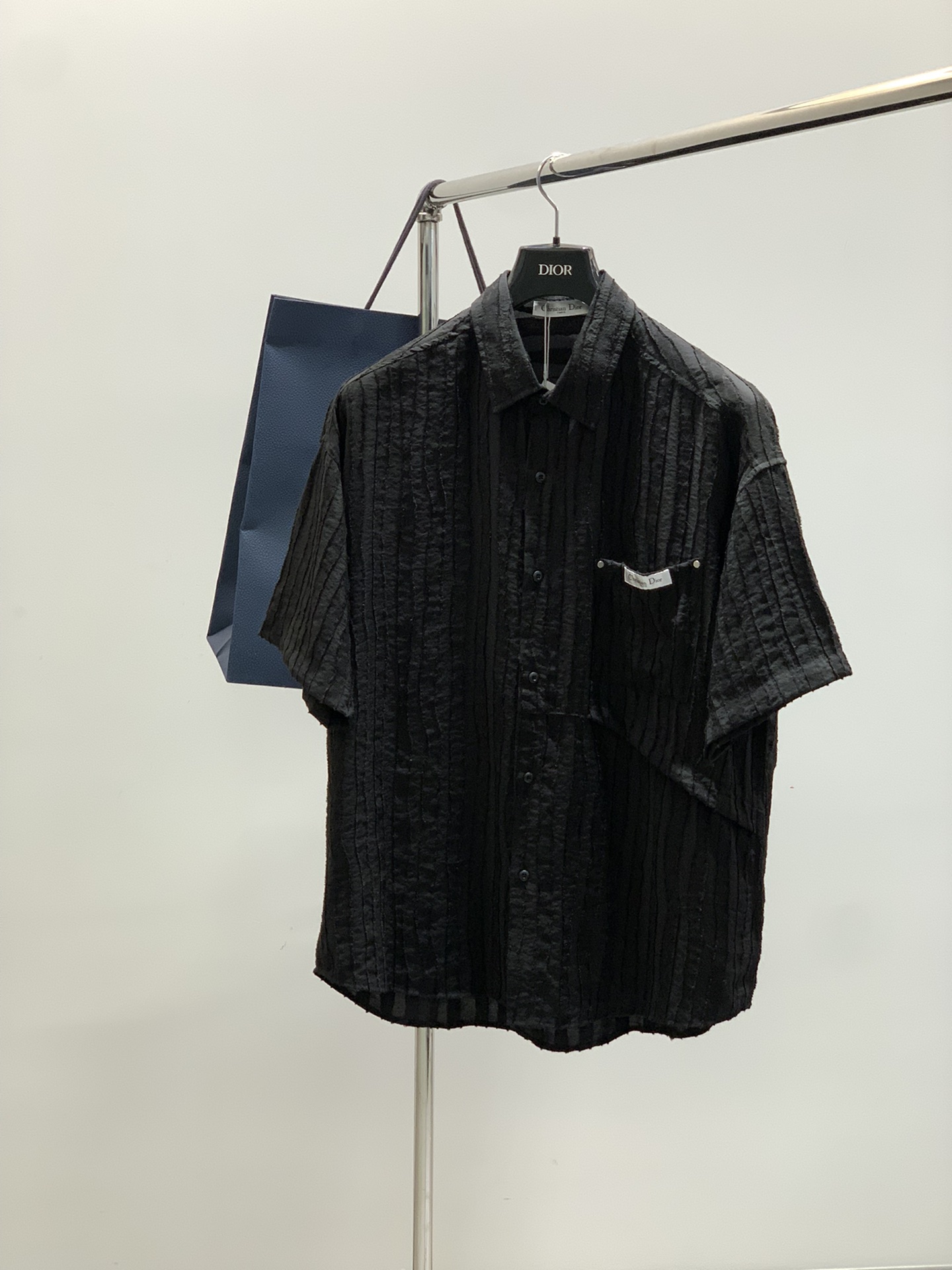，Dior 迪奥， 2025夏季新品，专柜同步有售，简约时尚休闲短袖衬衫，原版进口面料，舒适透气，顶级印