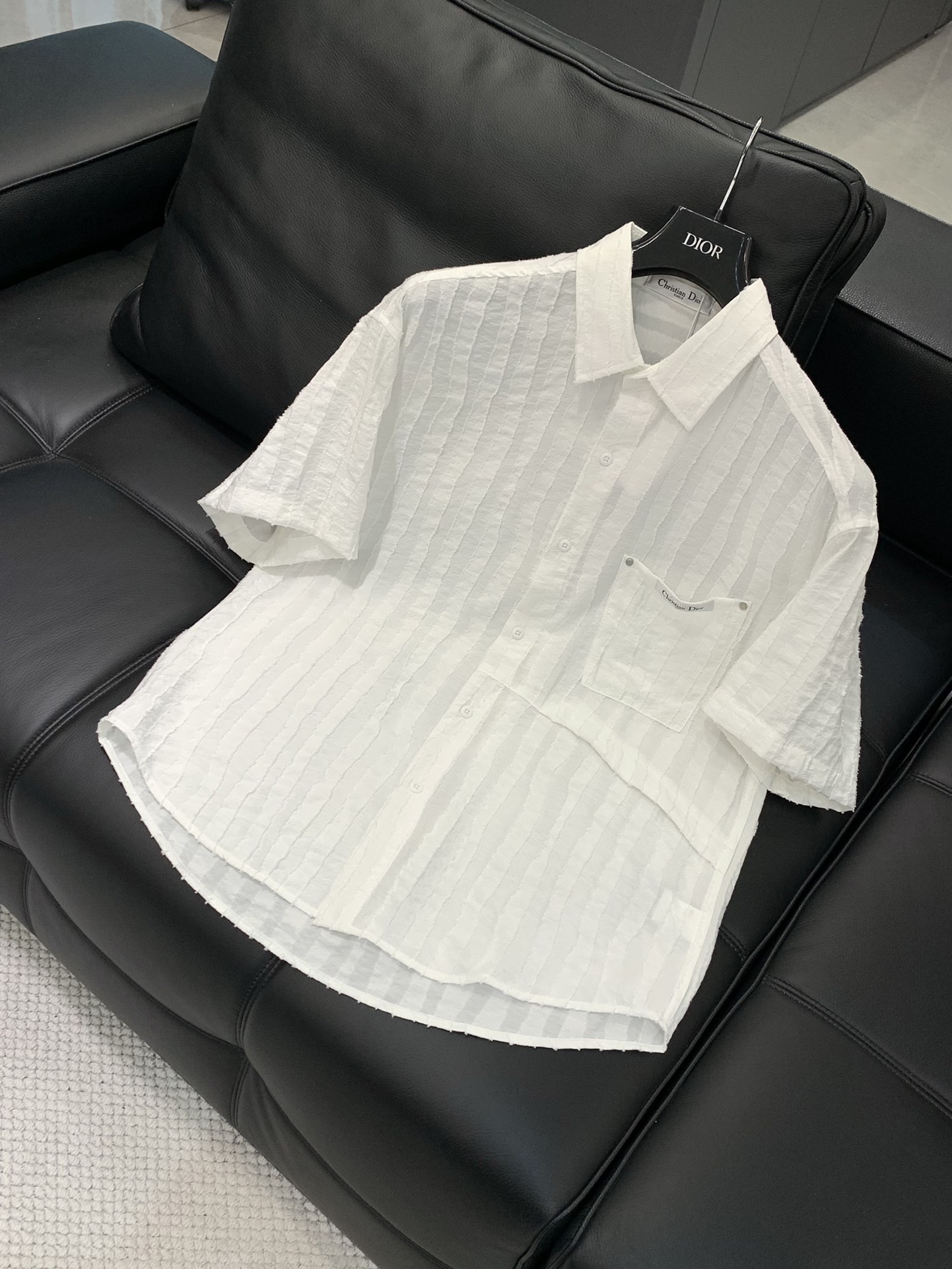 ，Dior 迪奥， 2025夏季新品，专柜同步有售，简约时尚休闲短袖衬衫，原版进口面料，舒适透气，顶级印