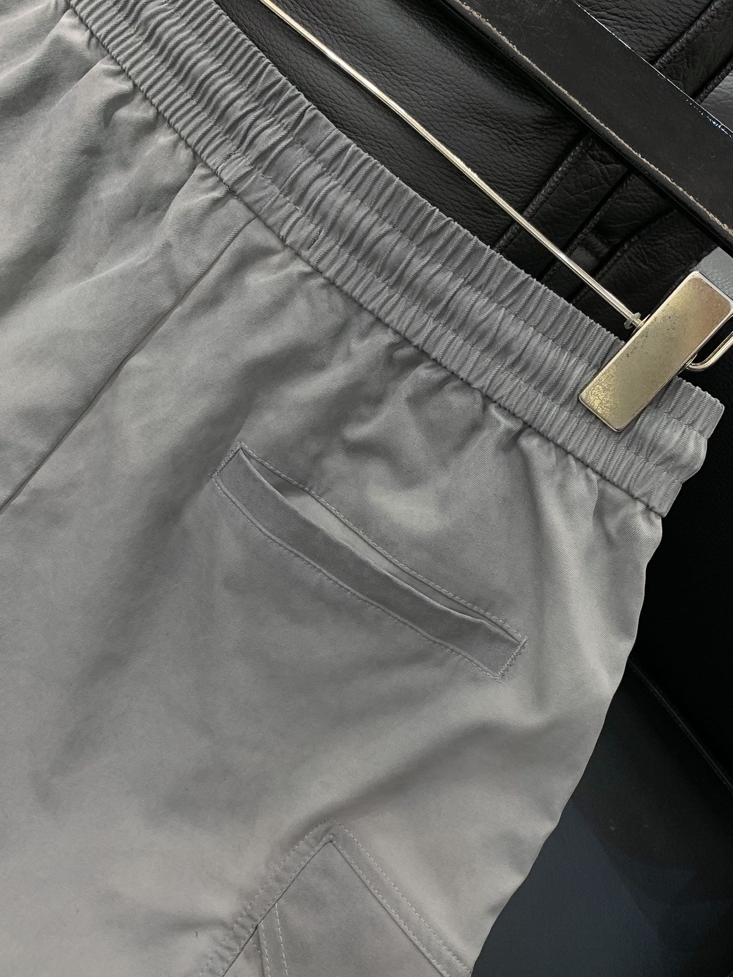 ，Balenciaga 巴黎世家，2025夏季最新品，专柜同步有售，原单狠货，时尚休闲短裤，进口原版水洗