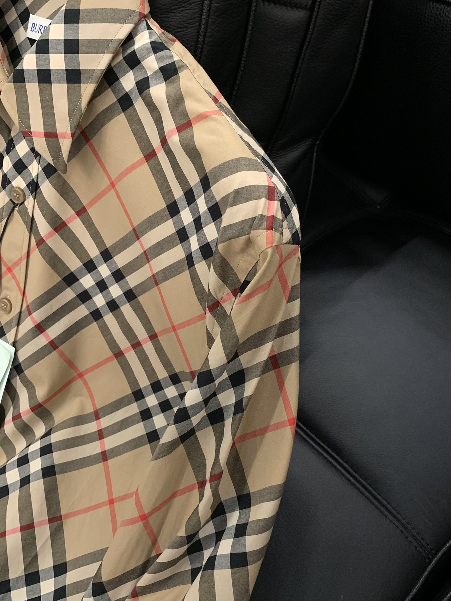 ，Burberry 巴宝莉，2025春季最新品，专柜同步有售，原单狠货，时尚休闲长袖衬衫，进口原版面料，