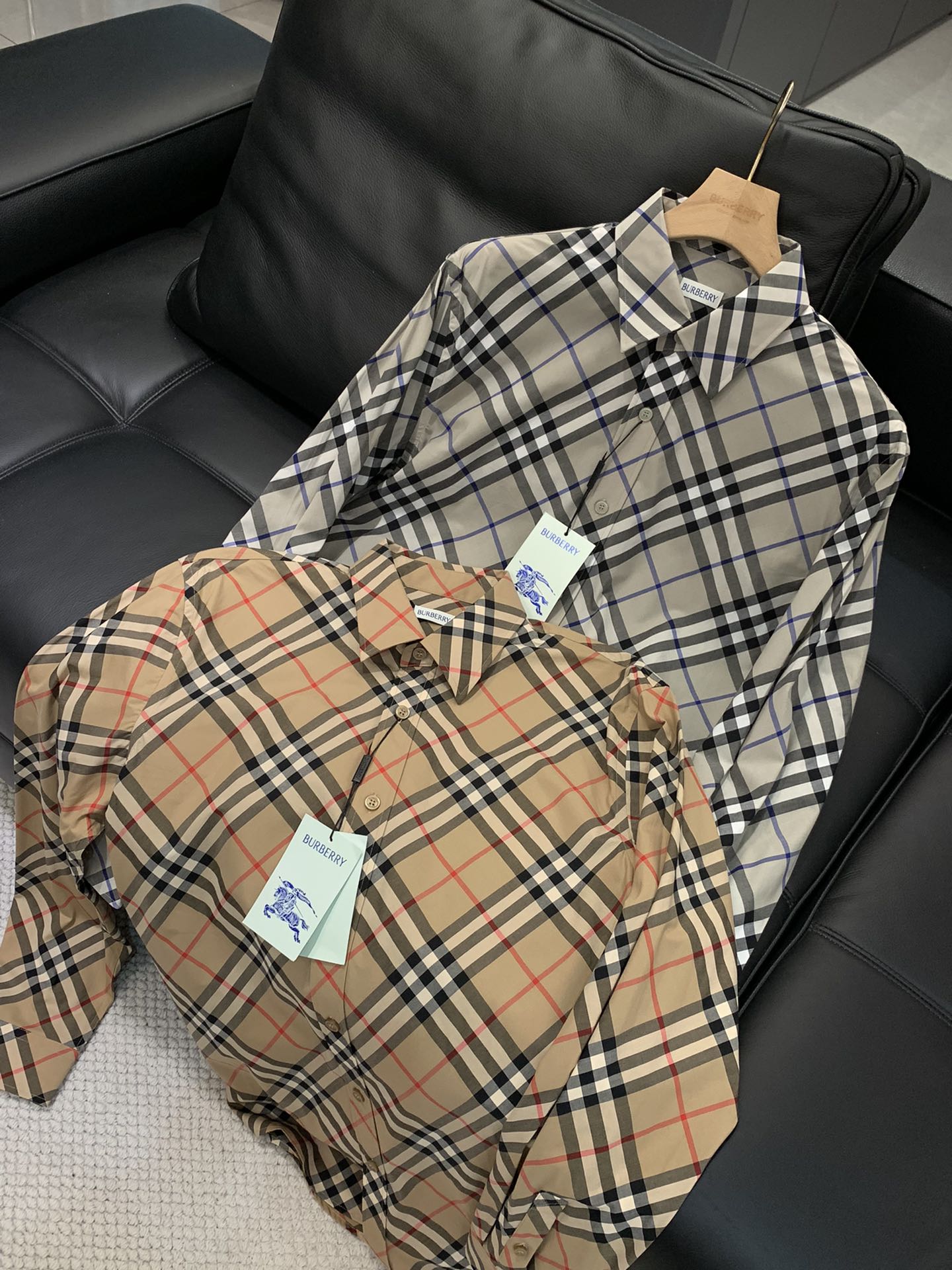 ，Burberry 巴宝莉，2025春季最新品，专柜同步有售，原单狠货，时尚休闲长袖衬衫，进口原版面料，