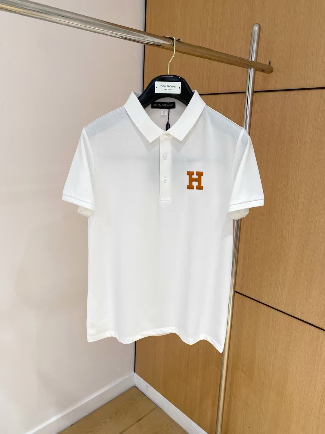 Hermès 品牌【HERMES 爱马仕】2025夏季新款翻领 全球 男装 简约