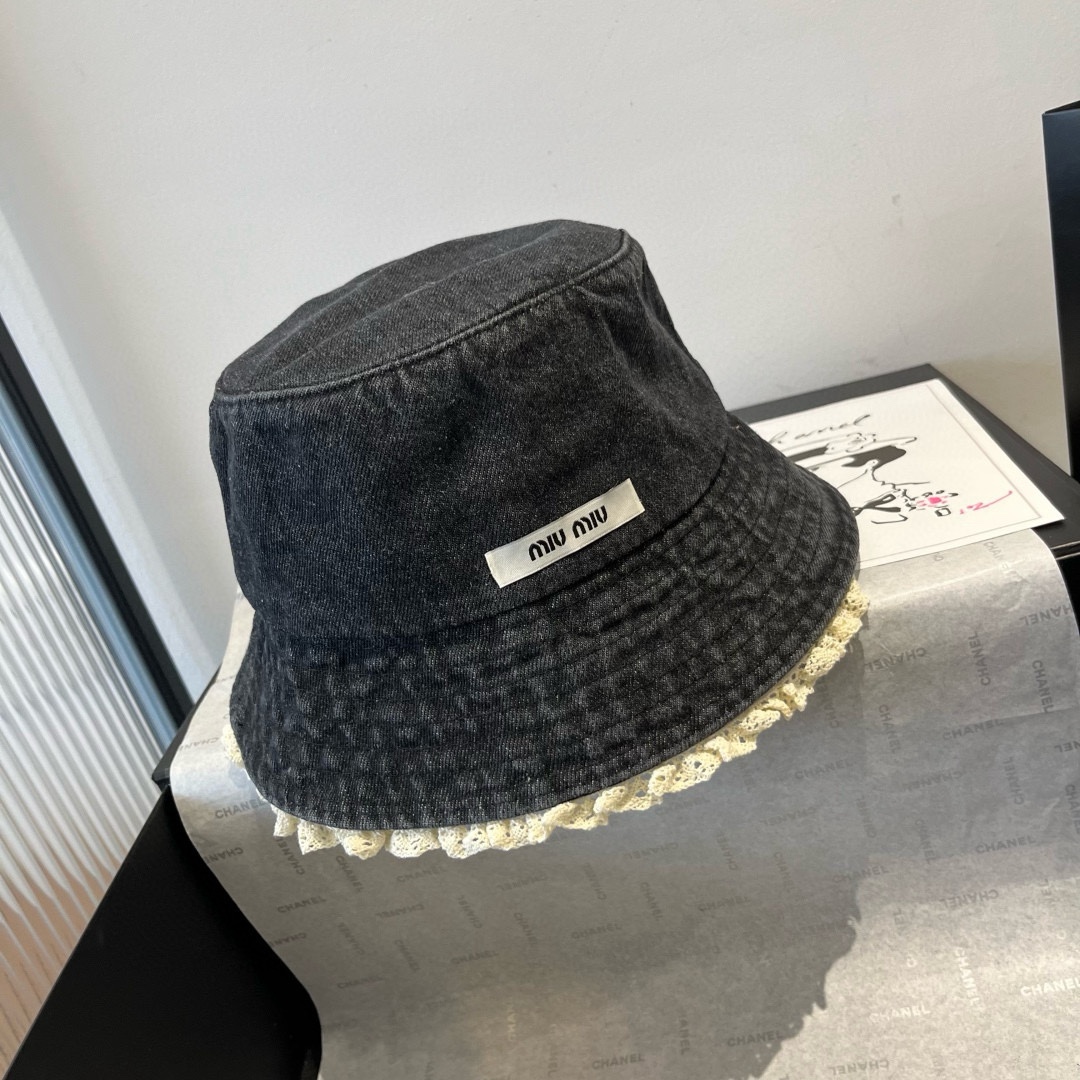 P

miumiu缪缪新款牛仔渔夫帽，头围57cm