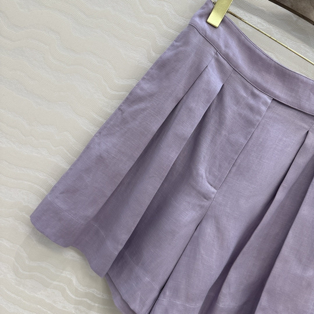 Exclusive Launch of High-End Platinum-Based Dress P587 with Elegant Details - 图片 3