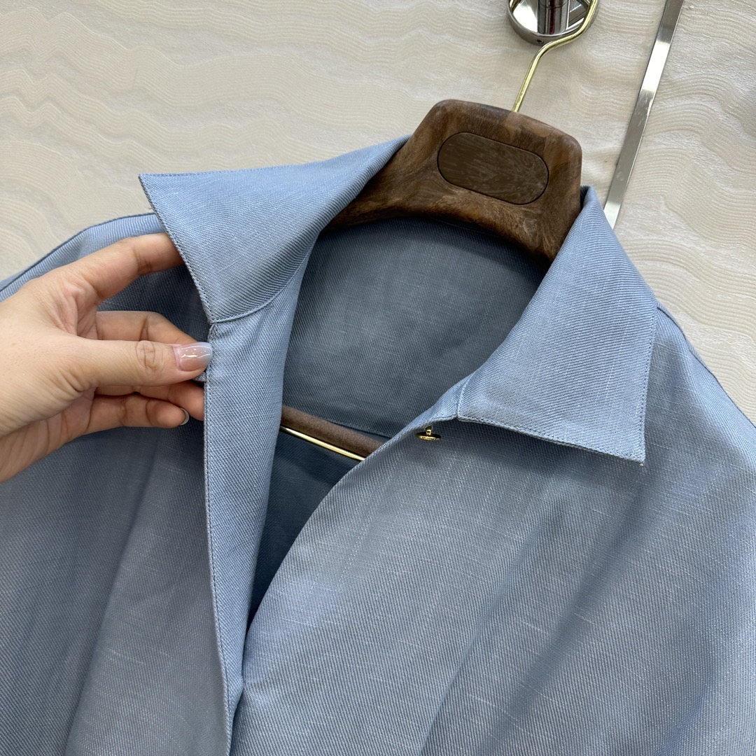 独家首发！高端原单品质❤️LP高智感穿搭！南法风情氛围感优雅落肩袖衬衫！进口亚麻面料质感轻盈舒适。气质小