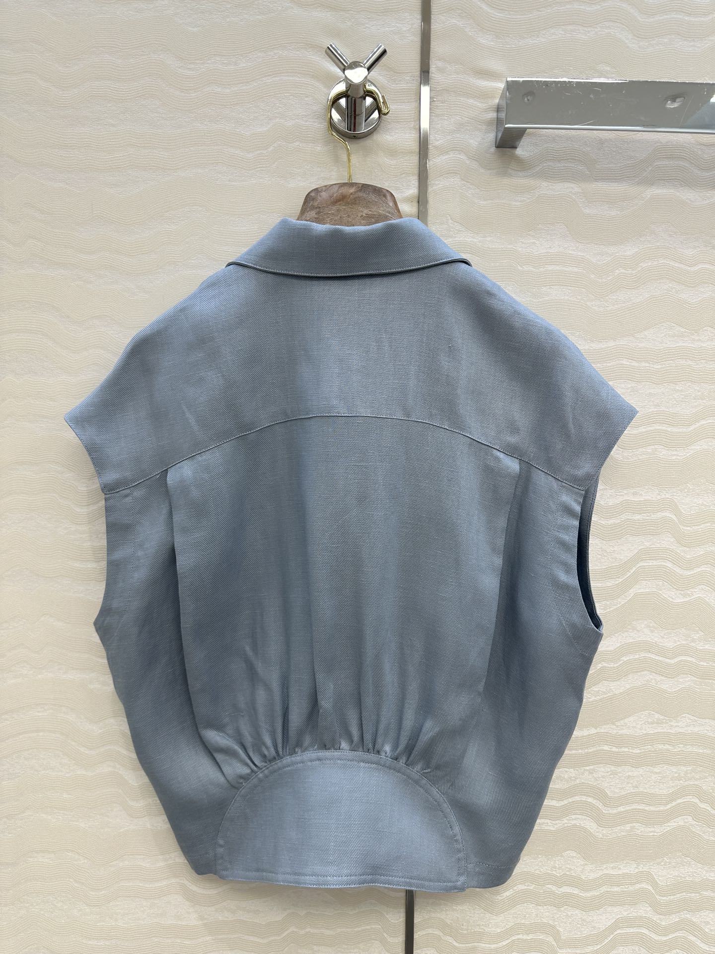 独家首发！高端原单品质❤️LP高智感穿搭！南法风情氛围感优雅落肩袖衬衫！进口亚麻面料质感轻盈舒适。气质小