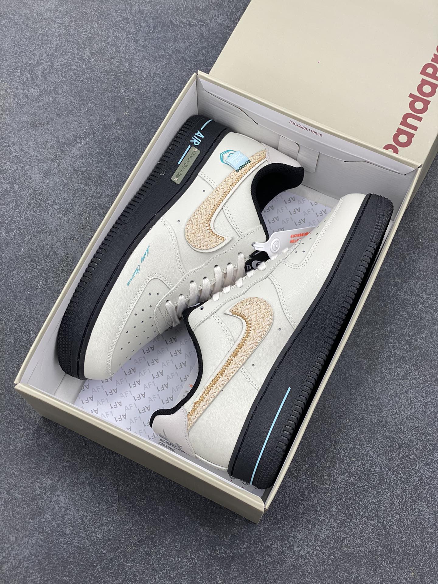 图片[9]-Nike Air Force 1 Low 空军一号低帮百搭休闲运动板鞋。柔软、弹性十足的缓震性能和出色的中底设计，横跨复古与现代的外型结合，造就出风靡全球三十多年的Force 1，直到今天还深受青睐。 货号：DV0788-001 尺码：36 36.5 37.5 38 38.5 39 40 40.5 41 42 42.5 43 44 44.5 45-选品中心