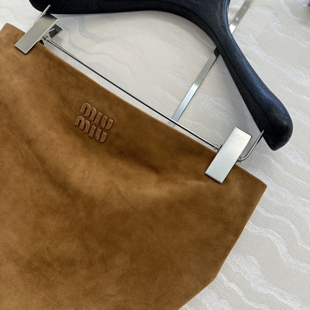 独家首发❤️高端品质控必入！miu系少女可露丽风🤎张元英同款🤎独家定制麂皮绒面工艺🤞知识分子复古棕色系麂