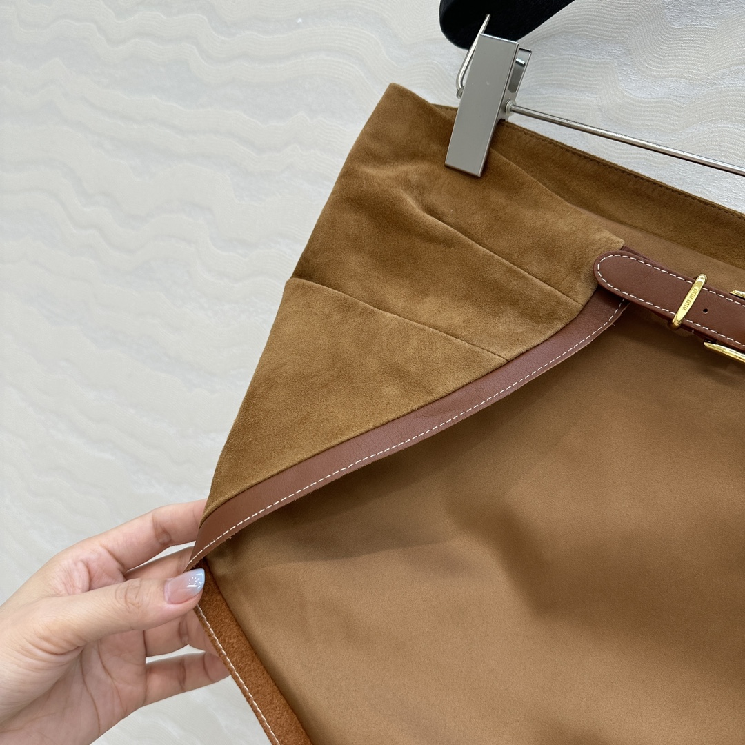 独家首发❤️高端品质控必入！miu系少女可露丽风🤎张元英同款🤎独家定制麂皮绒面工艺🤞知识分子复古棕色系麂