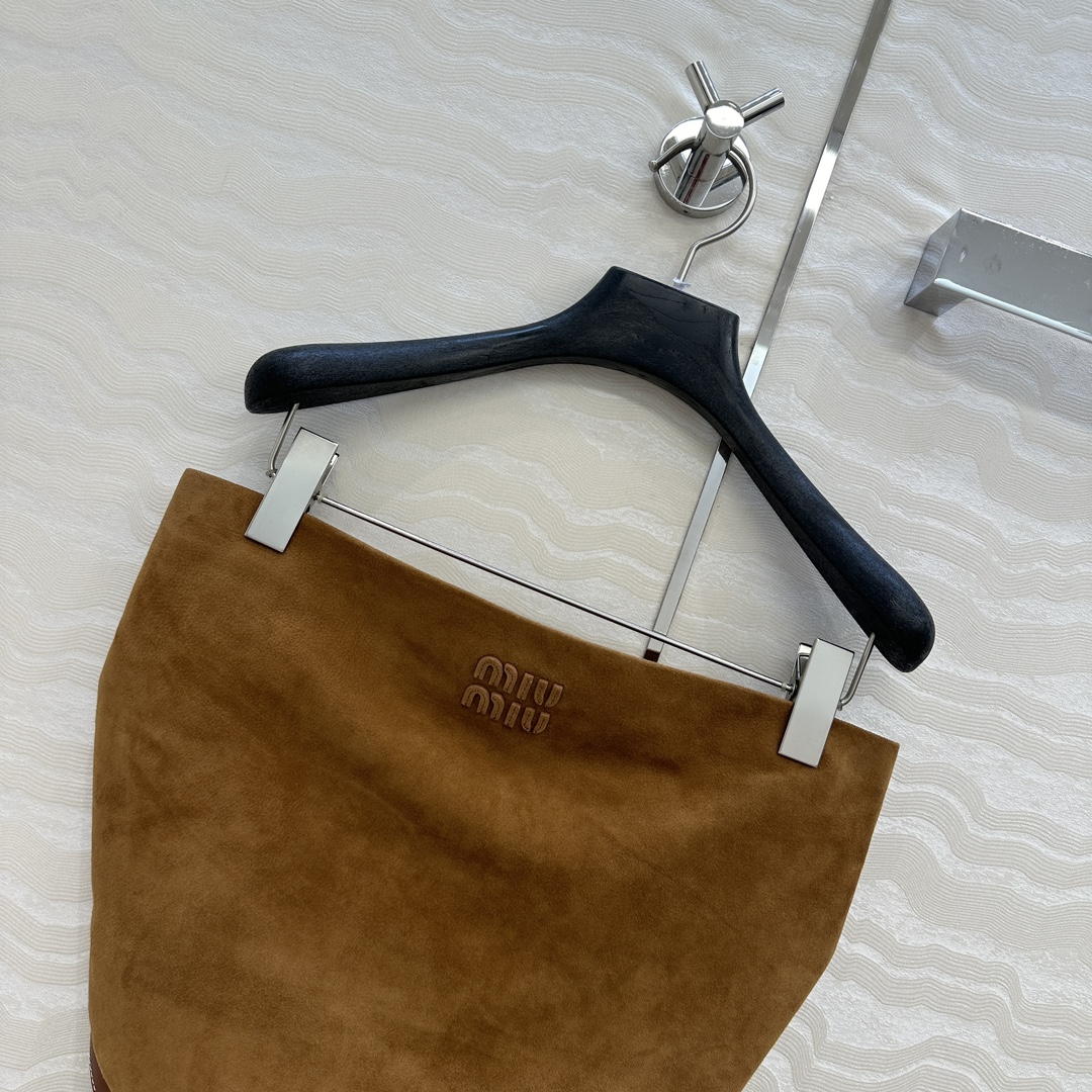 独家首发❤️高端品质控必入！miu系少女可露丽风🤎张元英同款🤎独家定制麂皮绒面工艺🤞知识分子复古棕色系麂