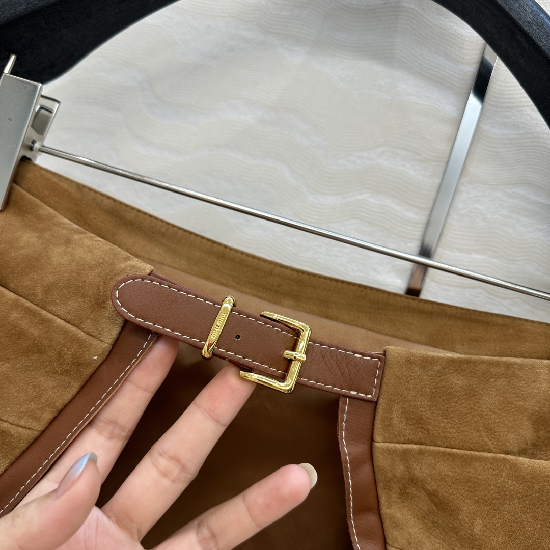 独家首发❤️高端品质控必入！miu系少女可露丽风🤎张元英同款🤎独家定制麂皮绒面工艺🤞知识分子复古棕色系麂