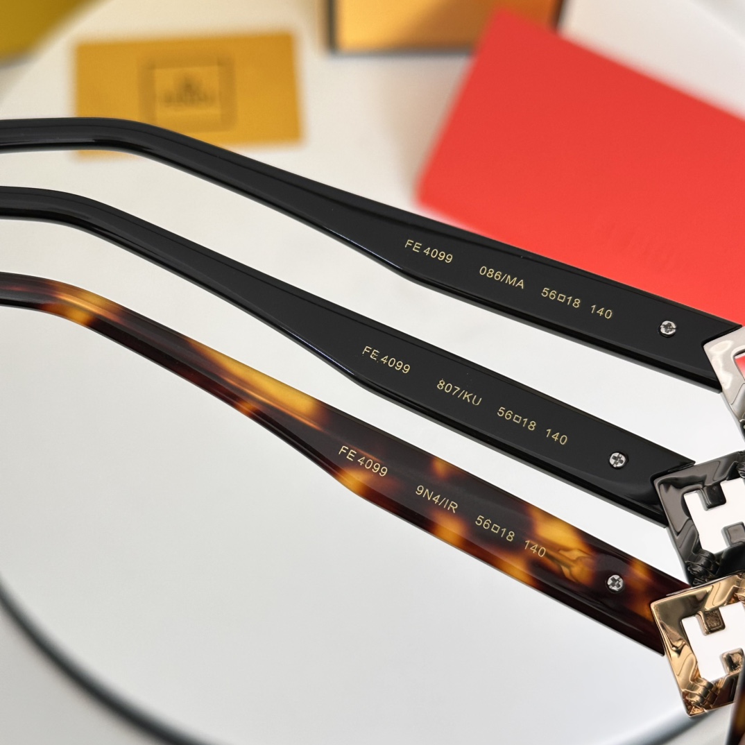  ‼️FENDI✨✨✨MODEL：FE4099✨✨ SIZE：56口18-140✨✨✨