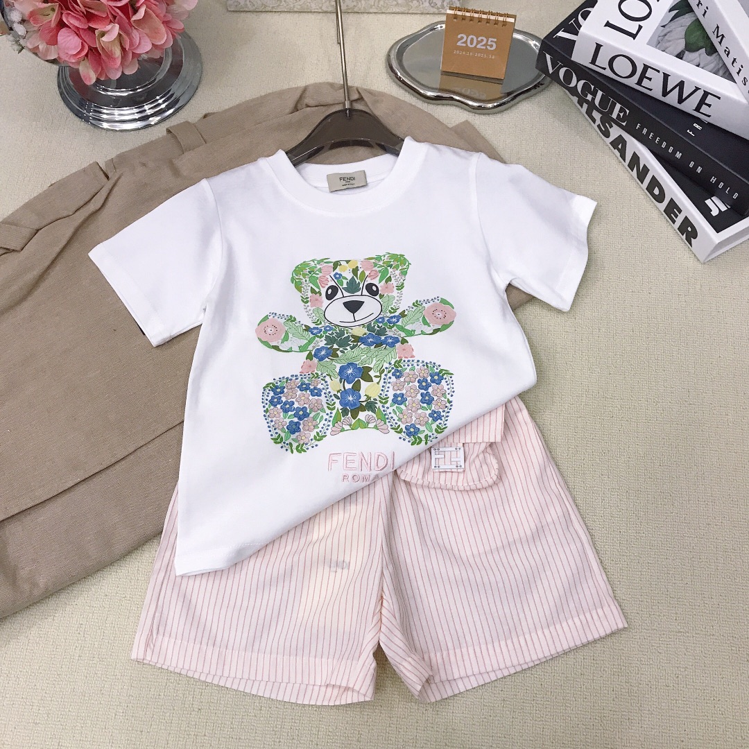 Fendi Kids White Cotton T-shirt & Striped Shorts Set with Floral Bear Design 3 i1748429983 4511 1