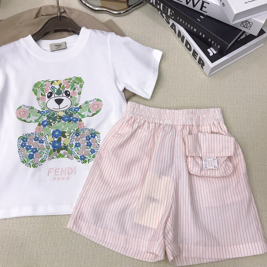 Fendi Kids White Cotton T-shirt & Striped Shorts Set with Floral Bear Design 9 i1748429983 8870 7