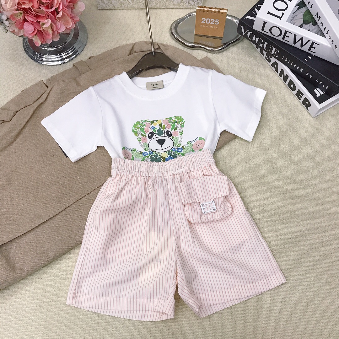 Fendi Kids White Cotton T-shirt & Striped Shorts Set with Floral Bear Design 4 i1748429983 9074 2