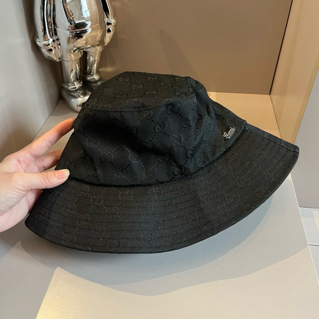 

Gucci古奇经典款老花渔夫帽，男女通用，头围57cm