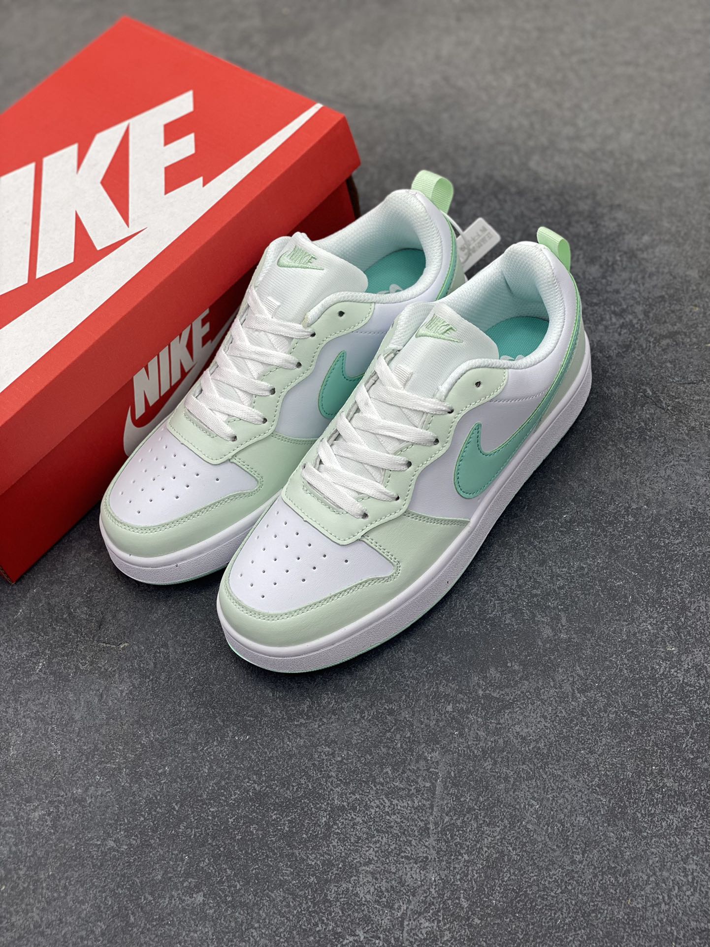 图片[8]-福利特价 Nike Court Borough Low 低帮百搭透气休闲运动板鞋男女鞋 经典耐用的设计，兼顾舒适脚感和出众风范，演绎匠心之作。结构性的支撑贴合感结合复古篮球设计，塑就场外全明星风范。 货号：FZ3539-100 尺码：36 36.5 37.5 38 38.5 39 40 40.5 41 42 42.5 43 44 45-选品中心