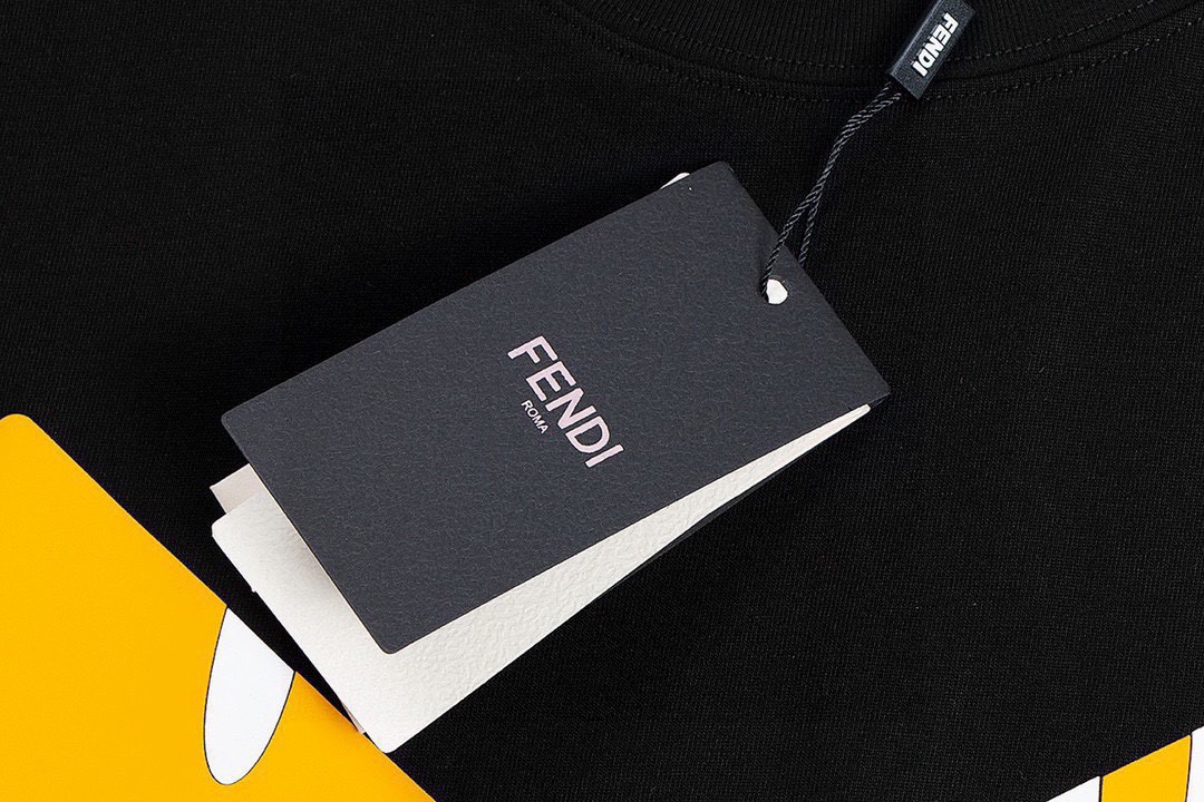 芬迪/Fendi 夏季新款 小怪兽眼睛压胶印花圆领短袖T恤