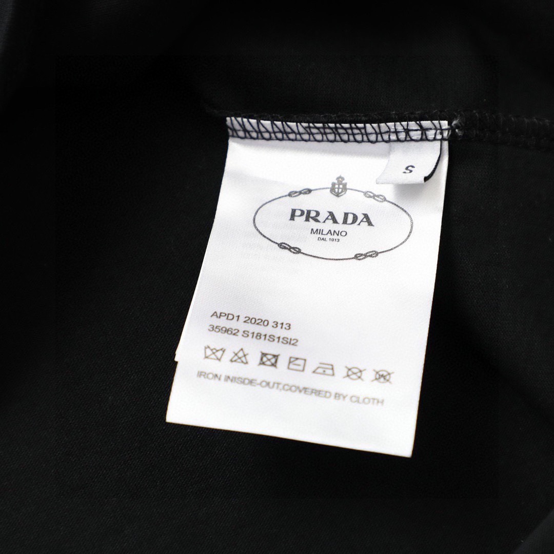 普拉达/Prada 夏季新款 经典红色胶条圆领短袖T恤