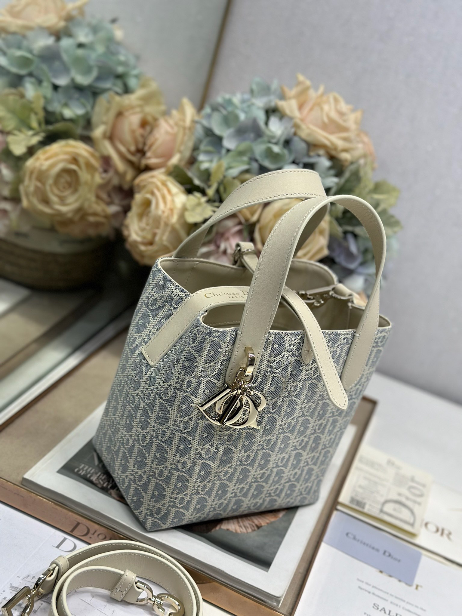 Dior Toujours Vertical Bag Gray Oblique Jacquard, Small Tote with Shoulder Strap 2 i1748573329 8842 1