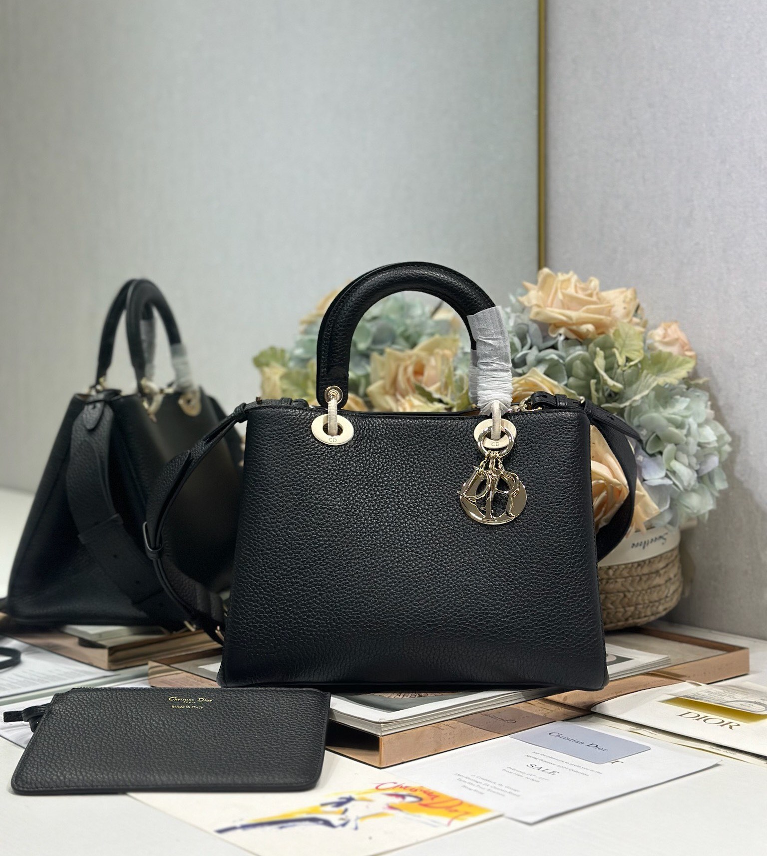 Dior Toujours Medium Black Leather Handbag with CD Lock and Adjustable Straps 2 i1748575262 8874 0