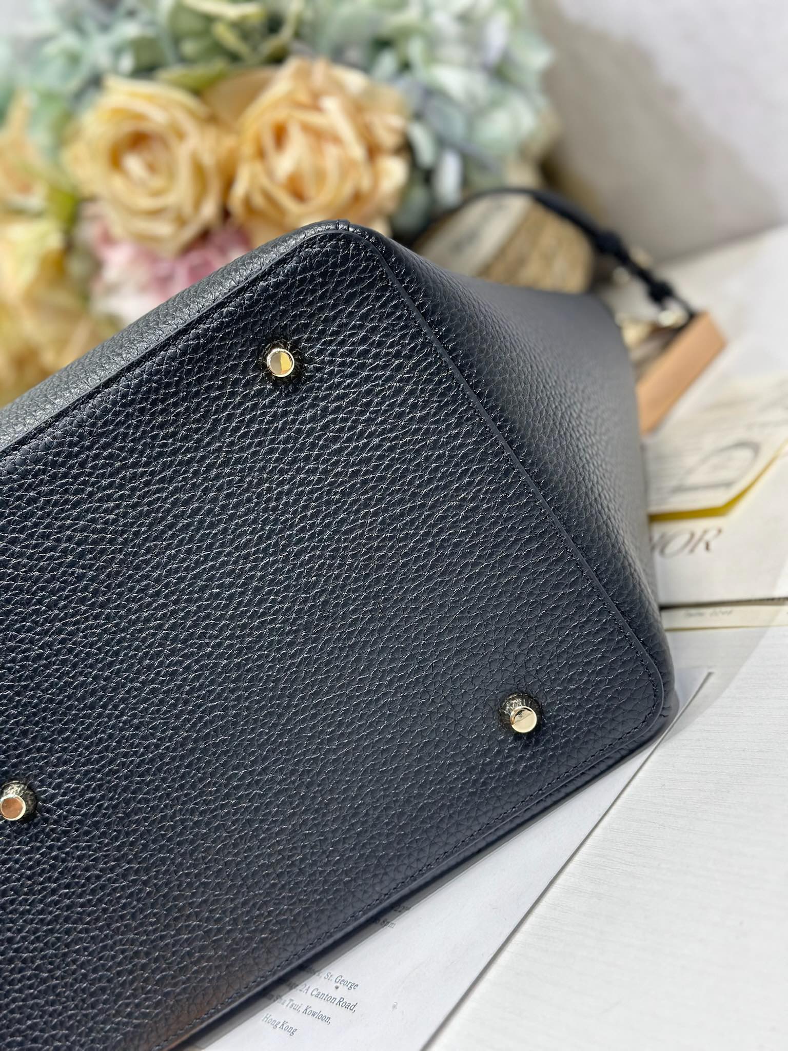Dior Toujours Large Bag Black Lychee Grain Leather - Stylish & Functional 7 i1748575461 2039 5