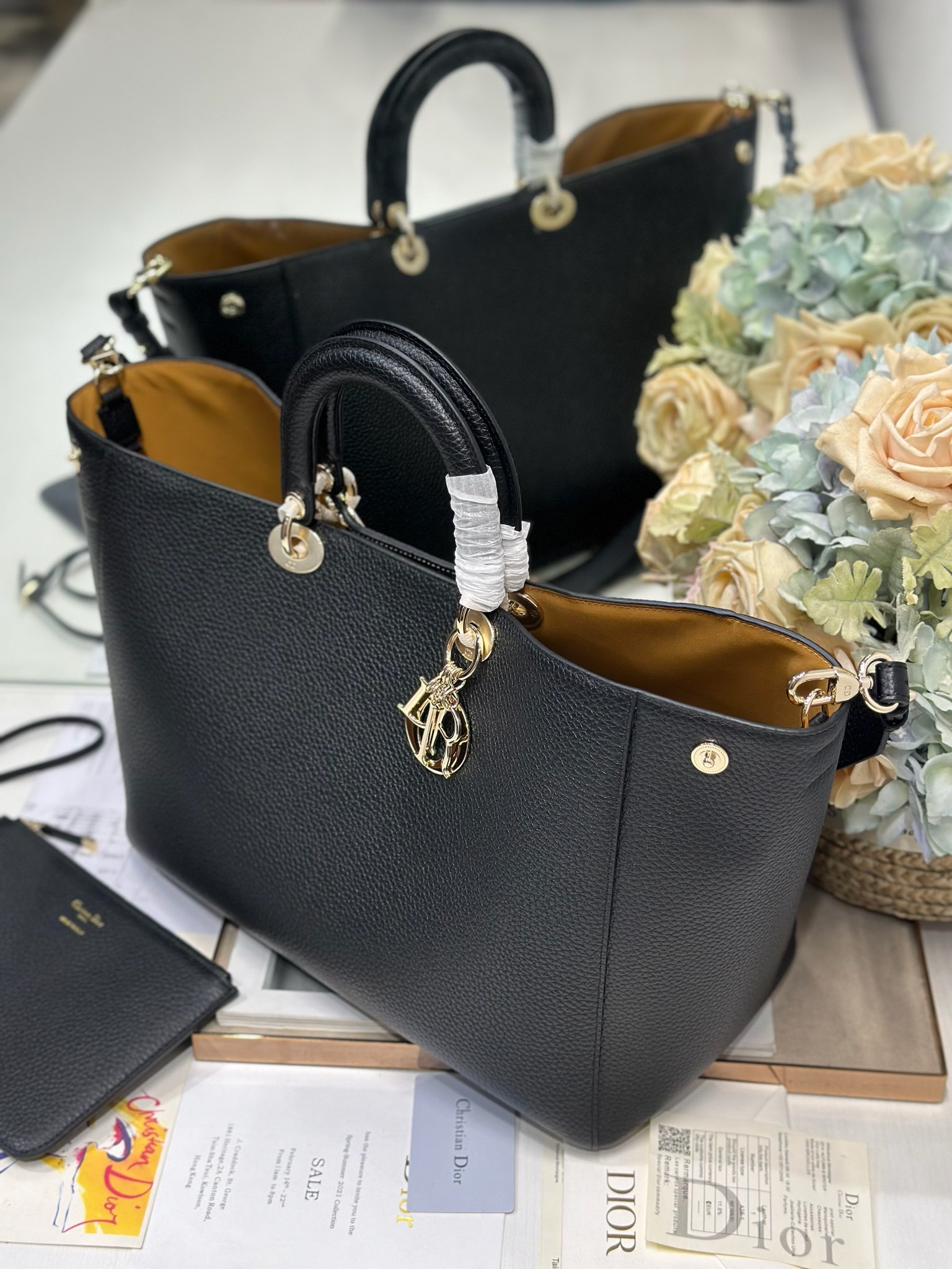 Dior Toujours Large Bag Black Lychee Grain Leather - Stylish & Functional 4 i1748575461 4671 2