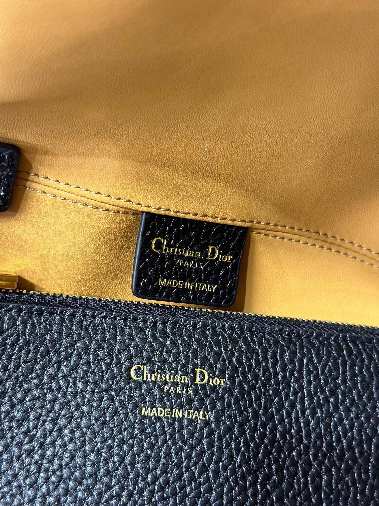 Dior Toujours Large Bag Black Lychee Grain Leather - Stylish & Functional 10 i1748575461 9338 8