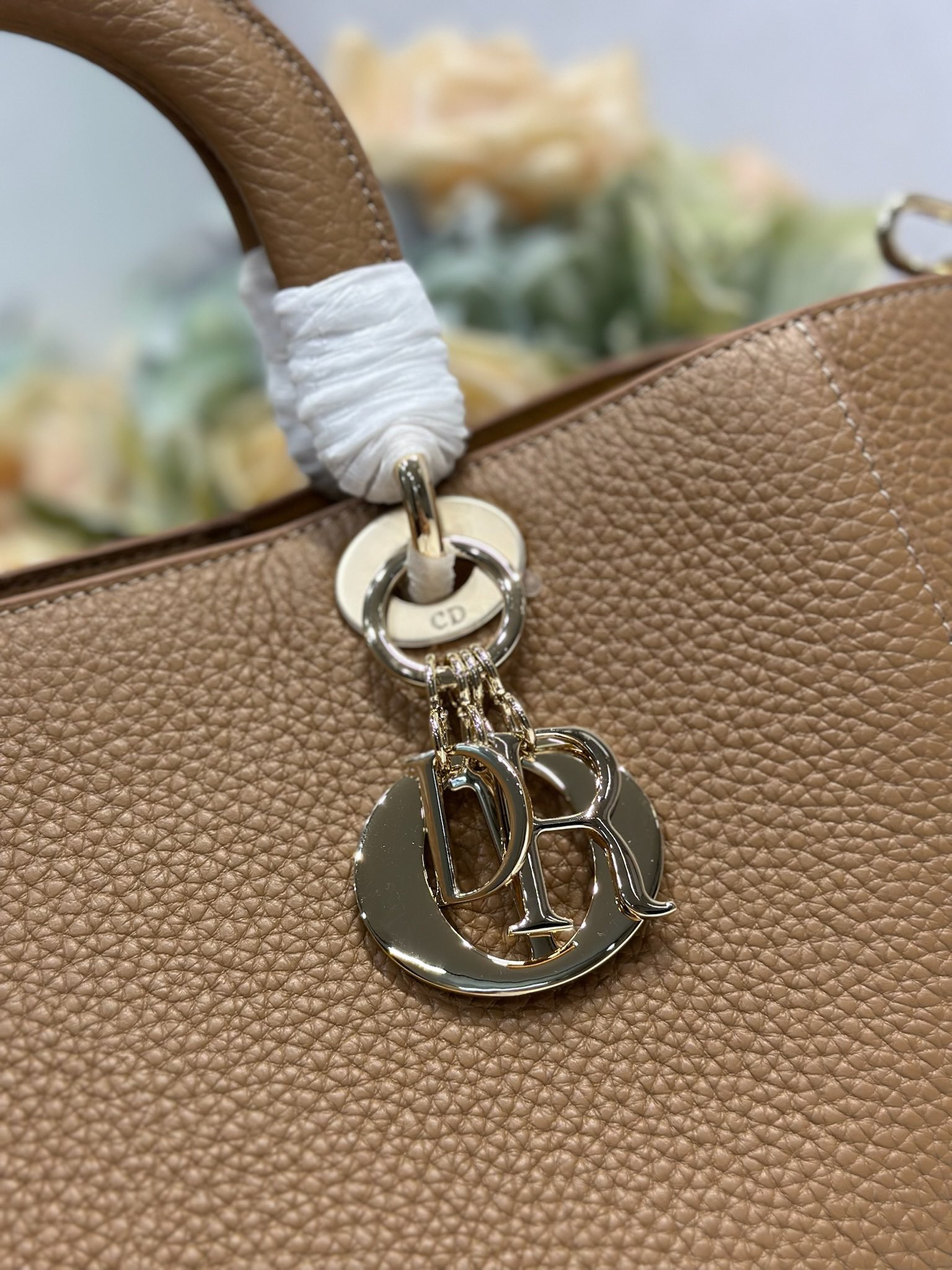 Dior Toujours Medium Bag in Brown Grained Calfskin with Cannage Stitching 4 i1748592719 9004 2