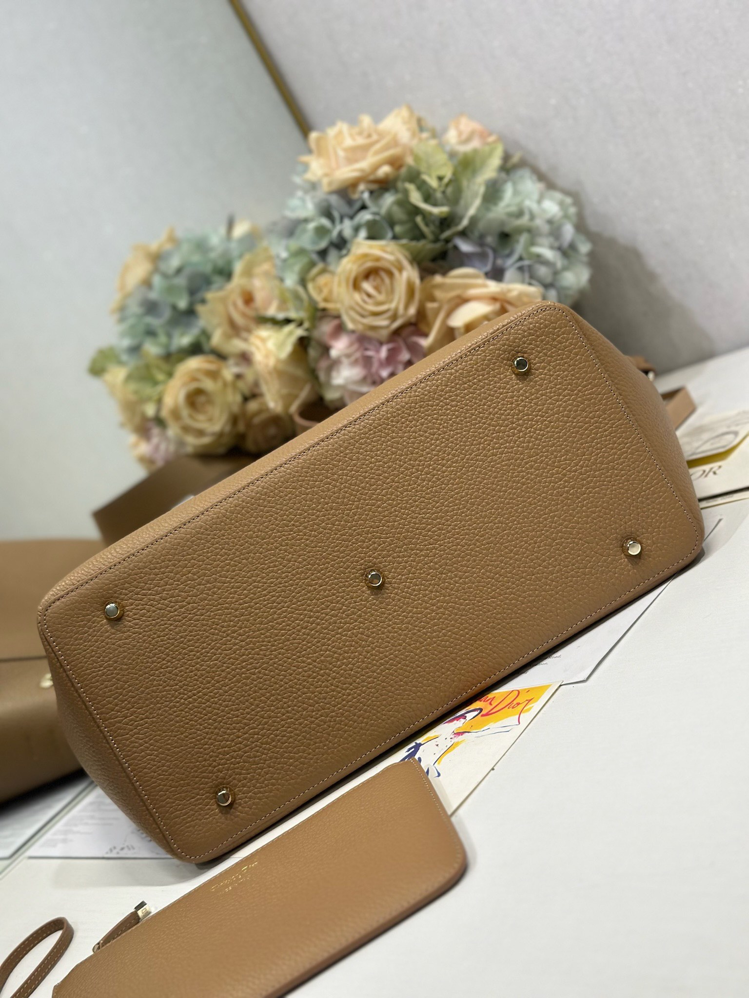 Dior Toujours Large Bag: Brown Grained Calfskin Leather, CD Lock, and Charm 7 i1748594050 3441 5