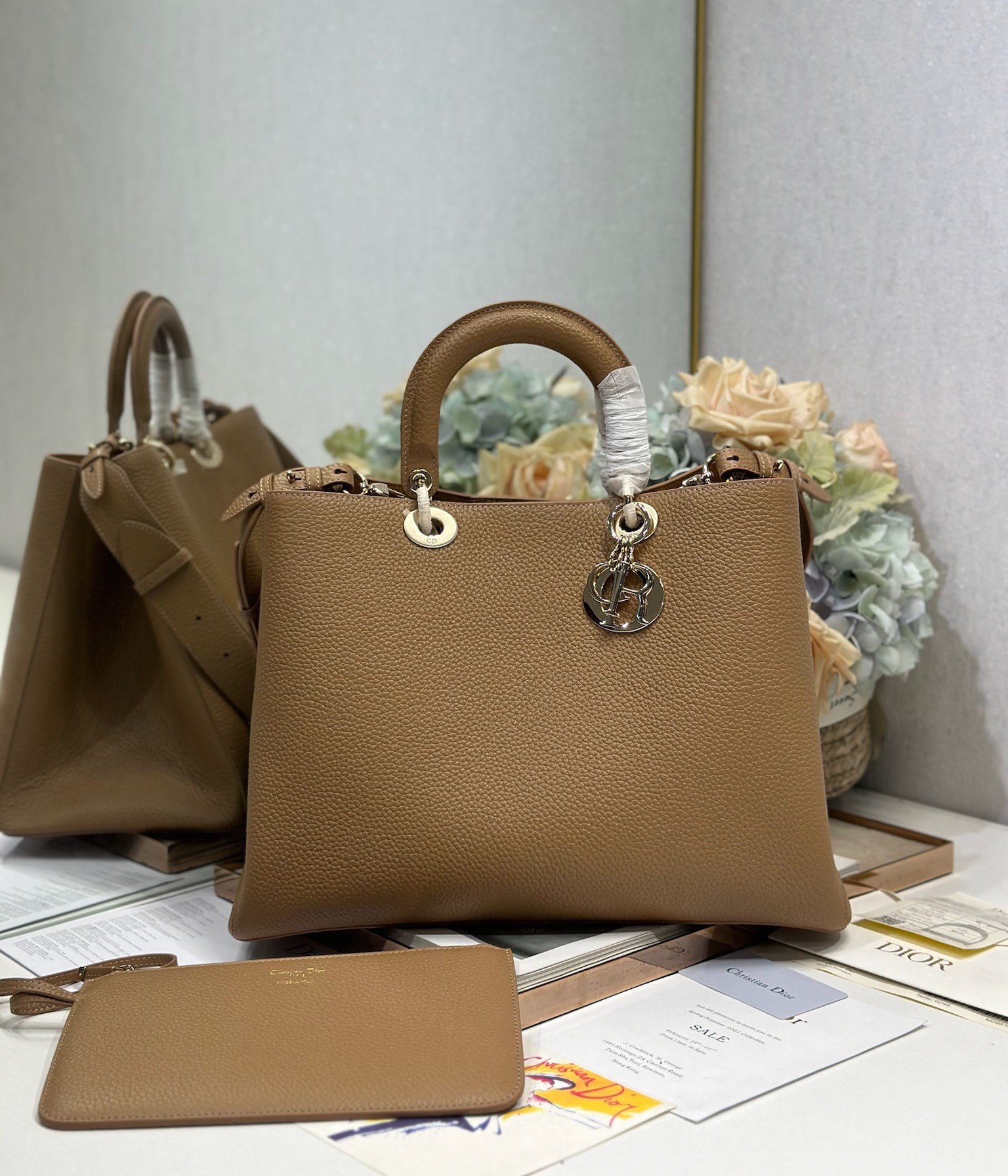 Dior Toujours Large Bag: Brown Grained Calfskin Leather, CD Lock, and Charm 2 i1748594050 432 0