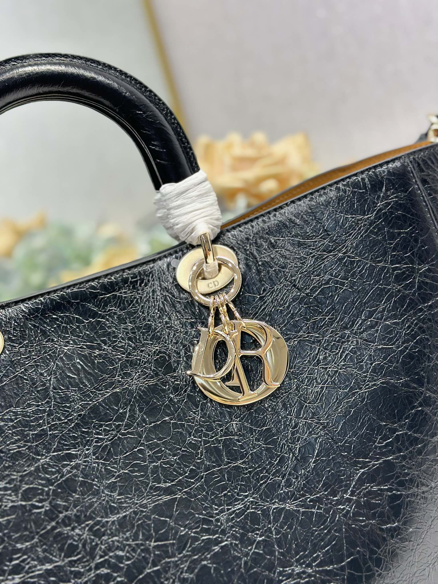 Dior Toujours Black Crinkled Large Tote Bag with CD Lock and Charm 4 i1748594857 5837 3
