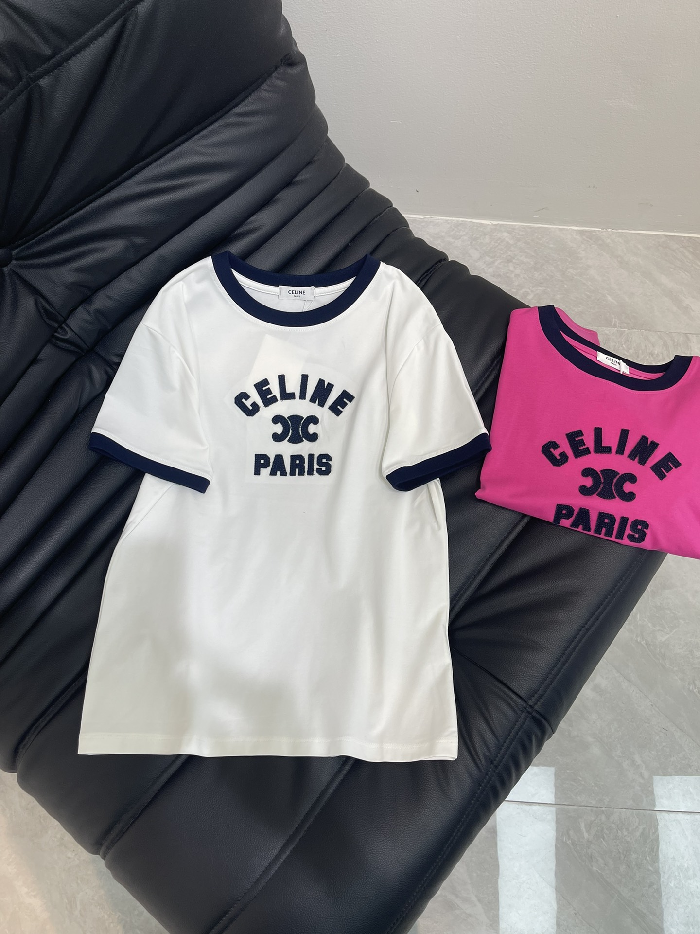 NO:424671,Celine contrasting color design patch embroidered letter pattern versatile T-shirt!  Highly recommend hot selling!  Workmanship quality depends on details White Rose Red SML, celine,tees, t-shirt,alexander wang19860909Celine撞色设计贴布绣字母图案百搭T恤！ 强烈推荐热卖款！做工品质看细节 白 玫红 SML,,celine,tees，t-shirt,alexander wang,Women's clothing