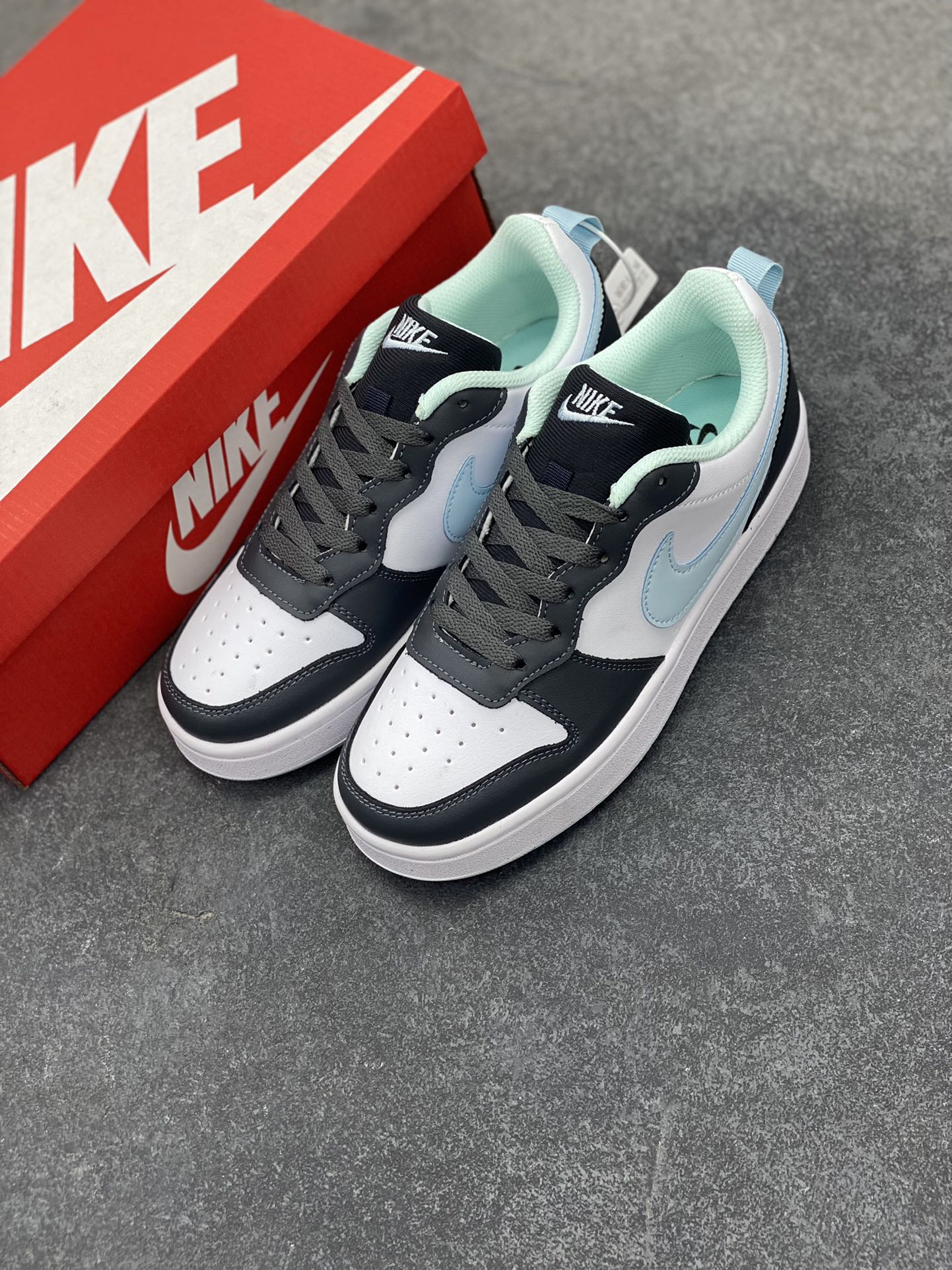 图片[8]-福利特价 Nike Court Borough Low 低帮百搭透气休闲运动板鞋男女鞋 经典耐用的设计，兼顾舒适脚感和出众风范，演绎匠心之作。结构性的支撑贴合感结合复古篮球设计，塑就场外全明星风范。 货号：HQ3258-060 尺码：36 36.5 37.5 38 38.5 39 40 40.5 41 42 42.5 43 44 45-选品中心