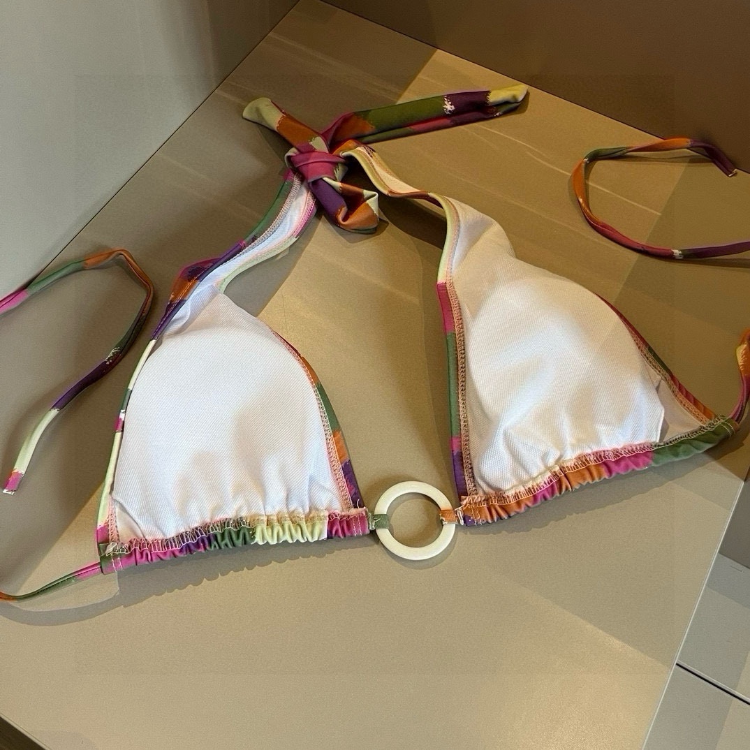 。

潮牌比基尼👙，分体泳衣，S M L XL
