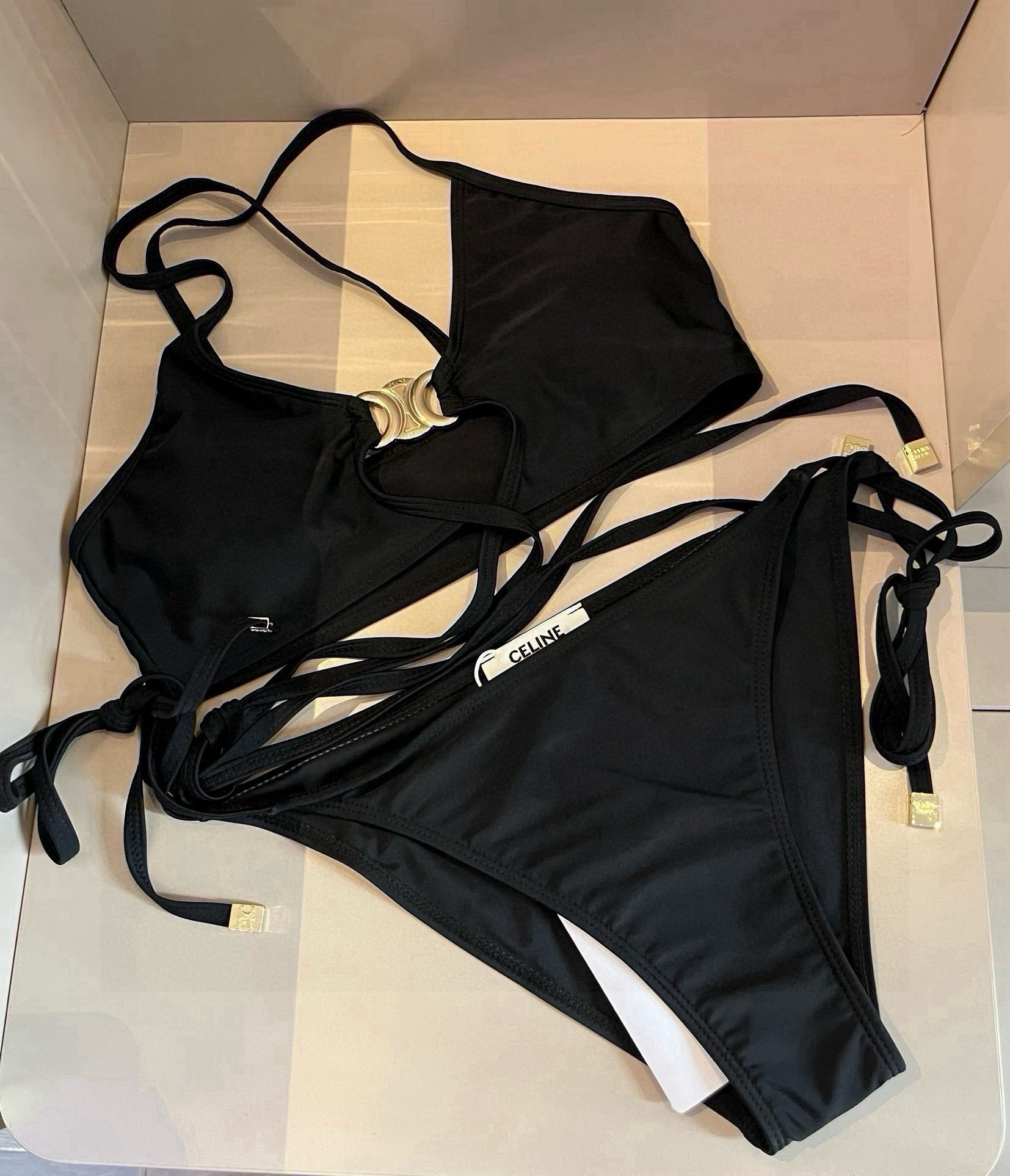 特批165。

Celine赛琳新款比基尼，久等的款式，S M L XL