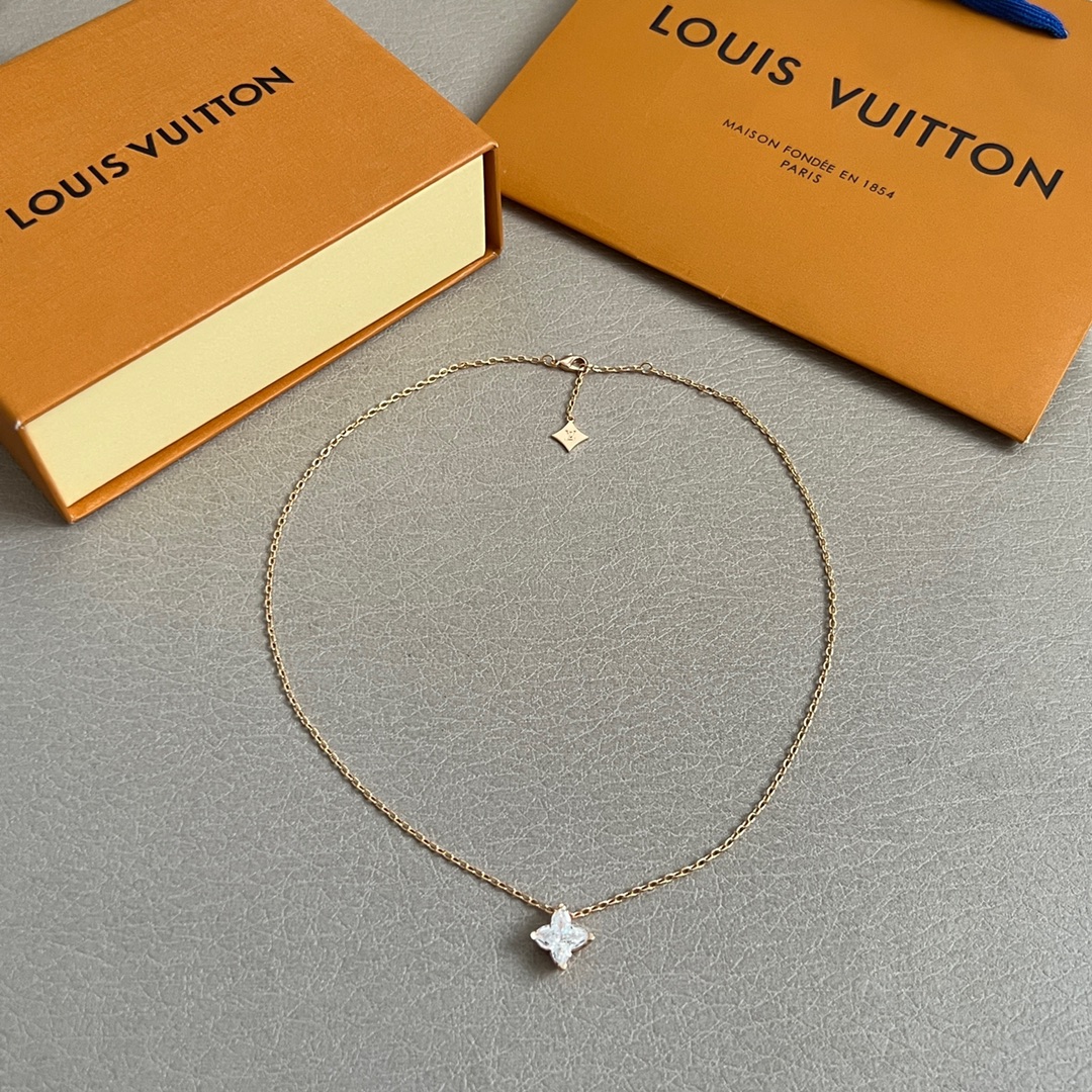 【】LV 项链🔹🔹Louis Vuitton 路易威登🔹专柜一致材质 火爆款出货 设计独特 复古前卫 男