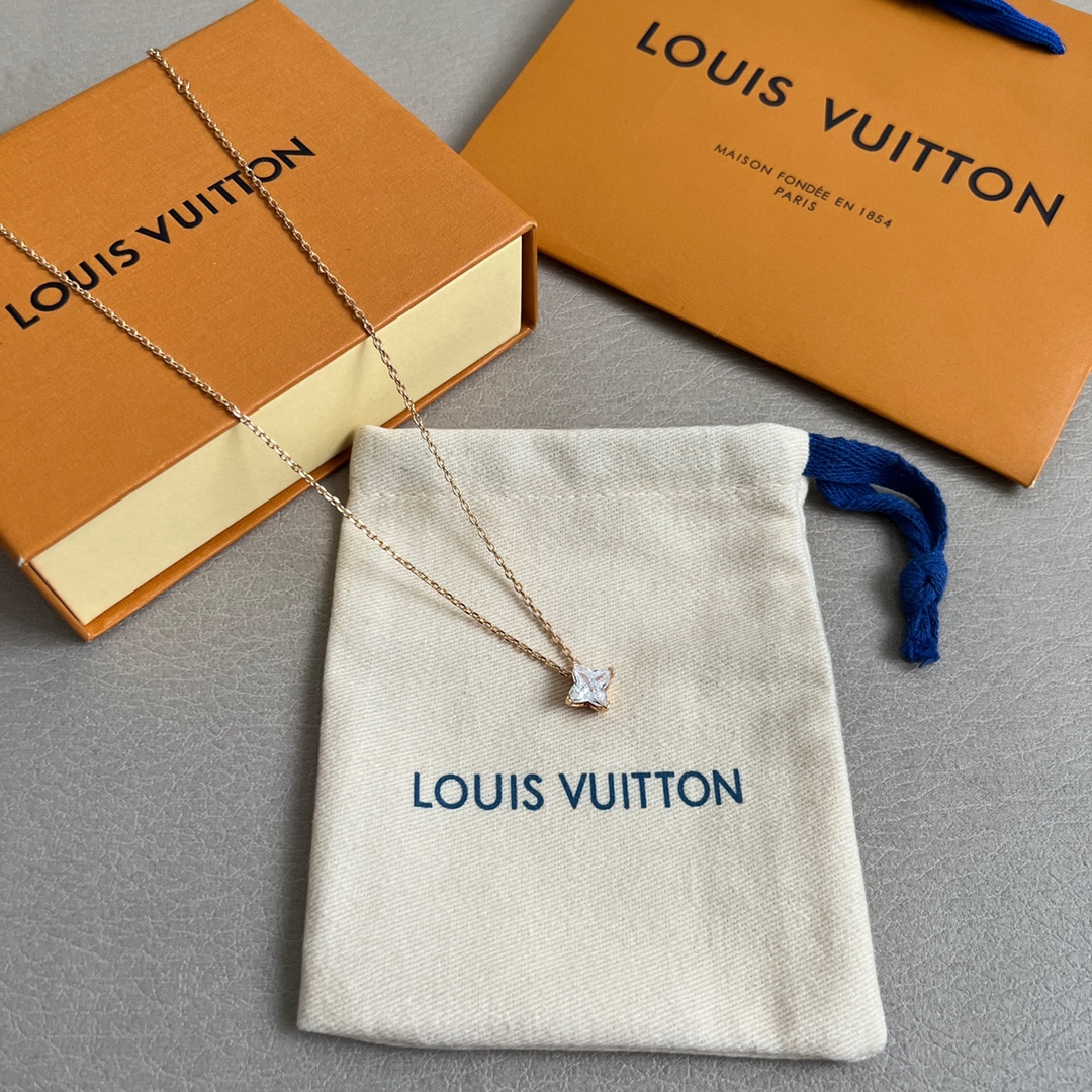 【】LV 项链🔹🔹Louis Vuitton 路易威登🔹专柜一致材质 火爆款出货 设计独特 复古前卫 男