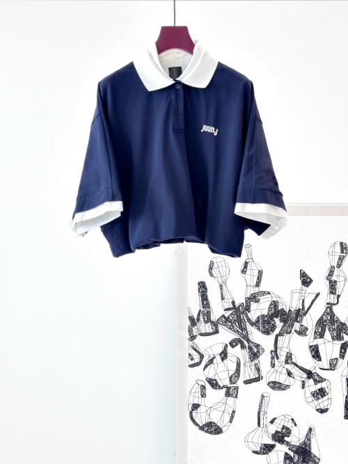 JUUN.J Double Layer Polo Shirt, Elastic Hem, Loose Fit, Versatile Style 1 JUUN.J Double Layer Polo Shirt, Elastic Hem, Loose Fit, Versatile Style