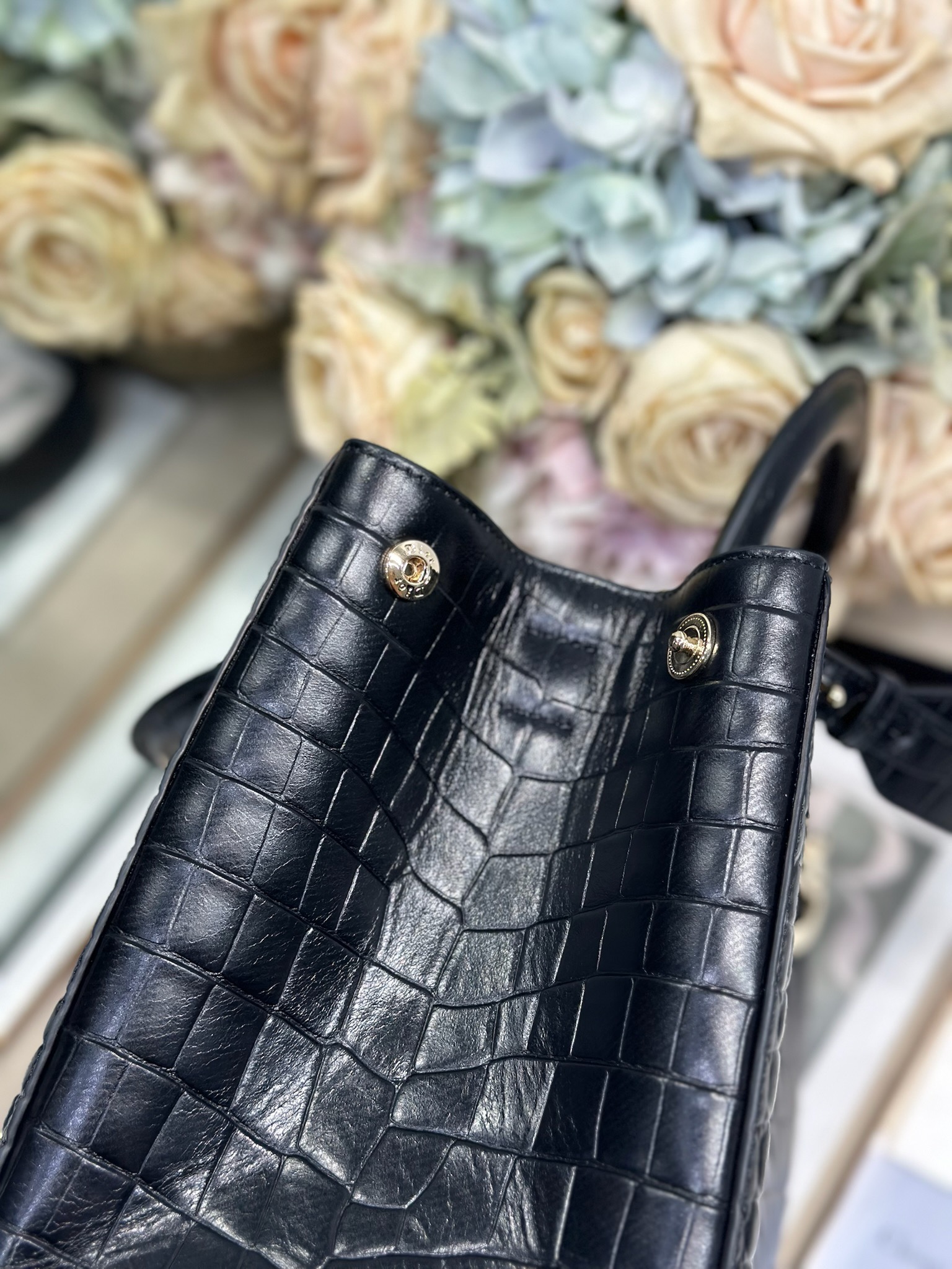 Dior Toujours Medium Bag Black Crocodile Embossed Calfskin, CD Lock Closure 5 i1748764361 6549 0