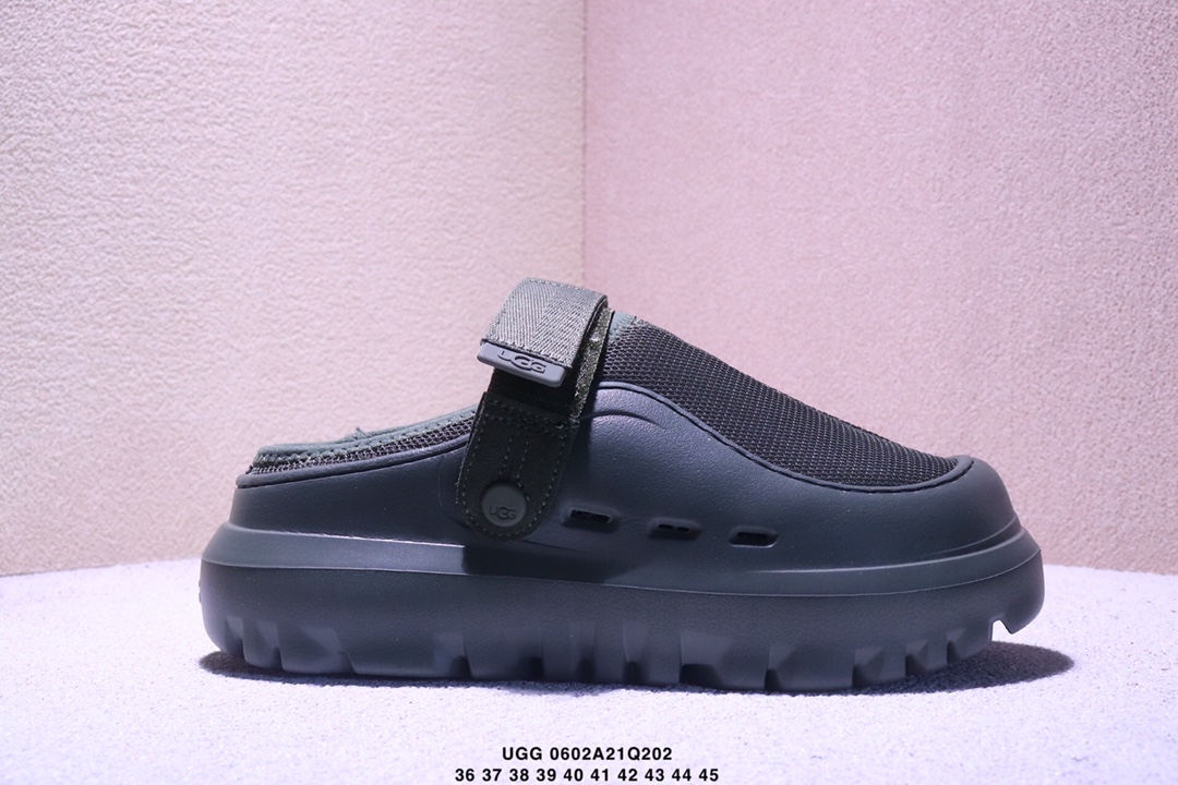 Sandalias UGG, sandalias de una sola pieza modernas y versátiles, zapatos de playa, zapatillas sin cordones. El moderno…
