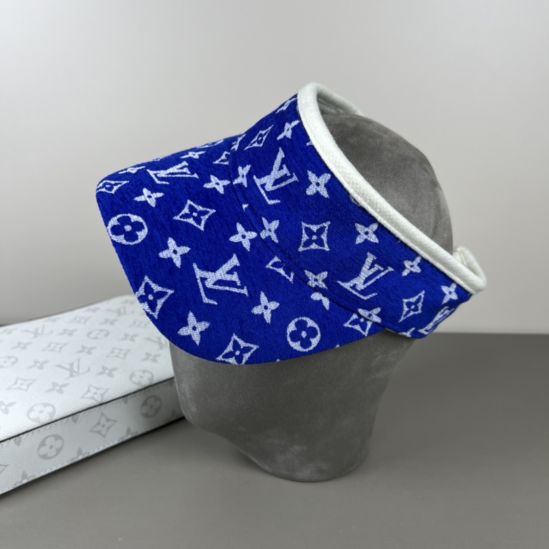 NO:346497,LV Louis Vuitton original single embroidered empty top sun hat, hot-selling style of the counter pure cotton inner lining, light and breathable. Perfect style, accurate and accurate in the texture, original quality, exclusive physical shot, suitable for men and women hats, straw hats, fisherman hats, baseball hats, hats, louis vuitton, louis vuitton, espadrilles, hatsLV路易威登原单刺绣空顶遮阳帽 专柜热卖款纯棉内里,轻盈透气.完美版型,对格精准无误,原厂品质,独家实物拍摄,男女适用帽子草帽渔夫帽棒球帽,帽子,louis vuitton,louis vuitton,espadrilles,hats,hat